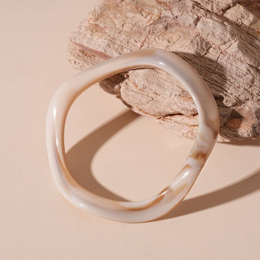 Irregular Wave Single Acrylic Bracelet
