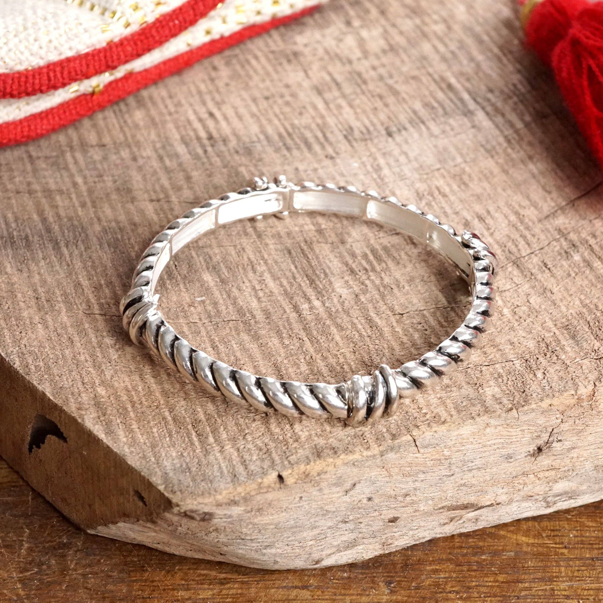 Timeless Layering Textured Bangles:Criss Cross - Silver