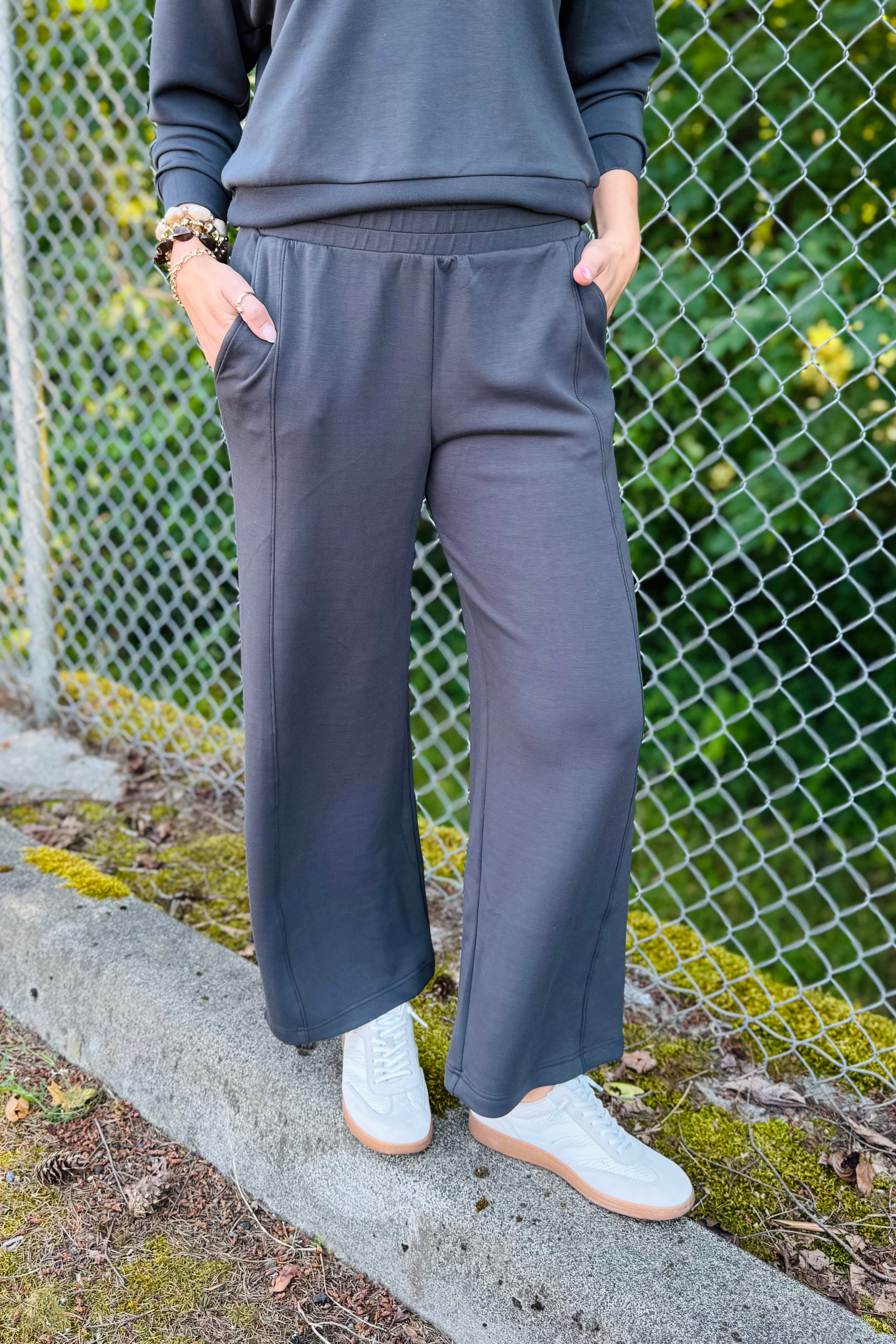 Ankle Pant With Pockets