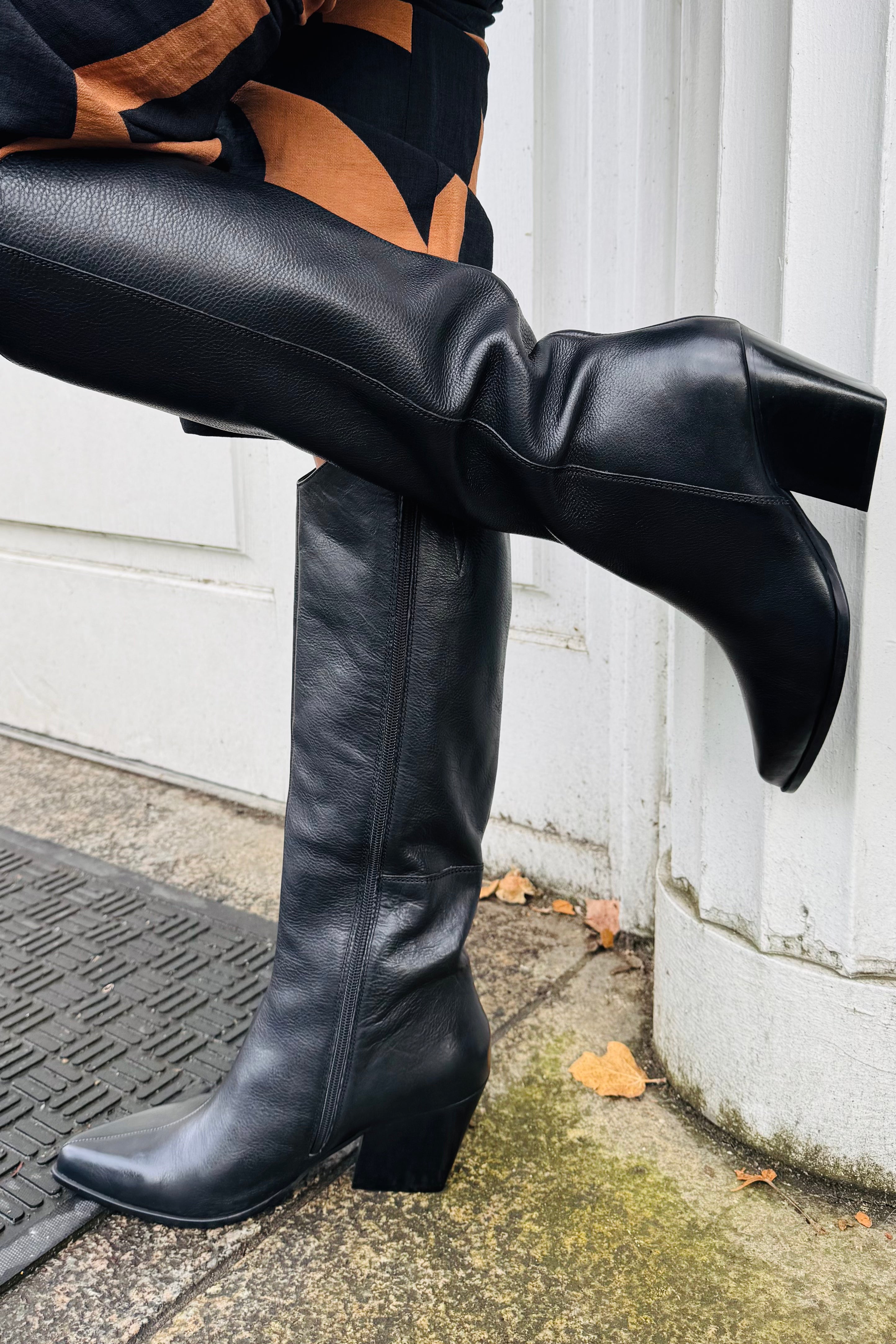 Begging You Boot