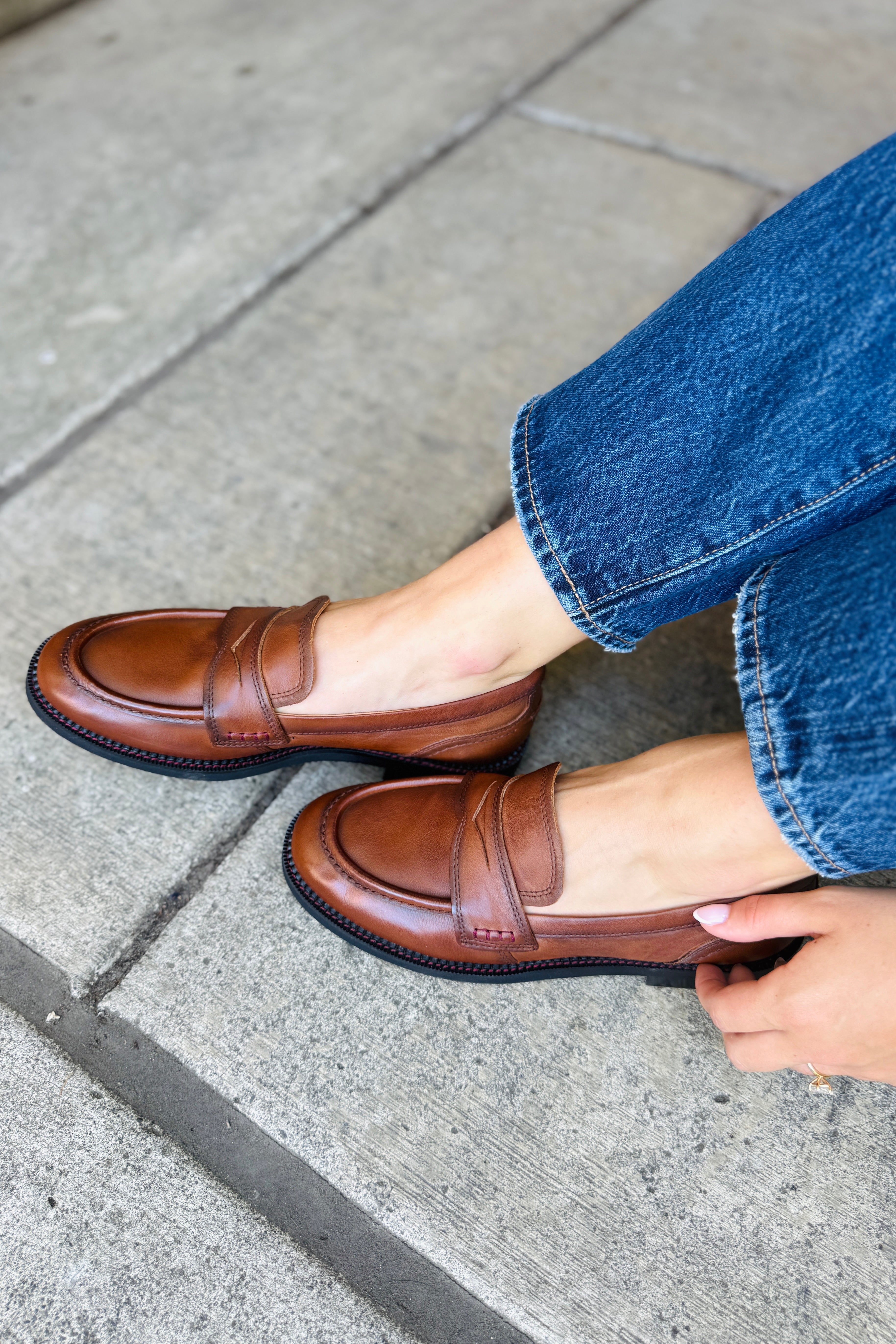 Deva Loafer
