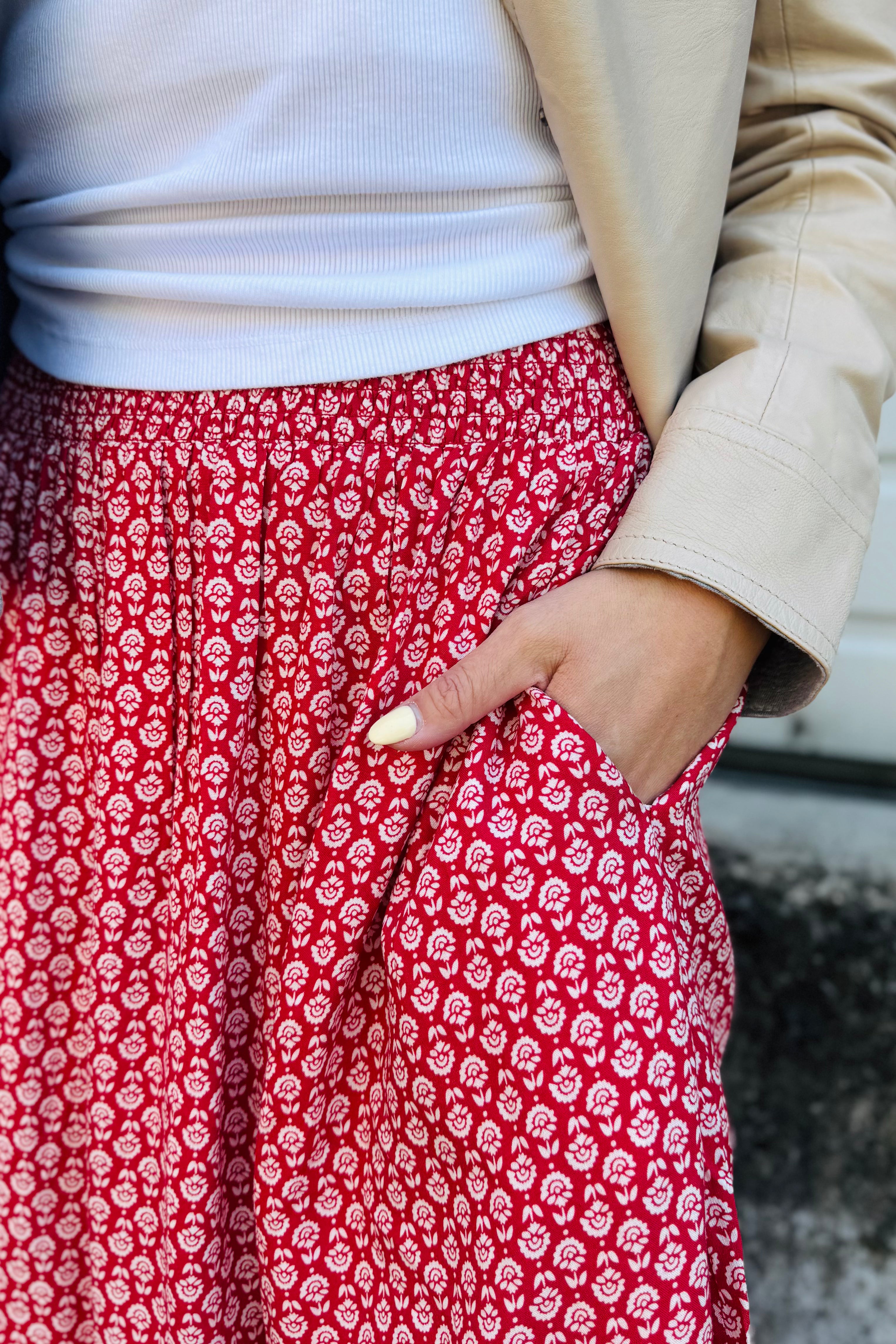 Sara Skirt