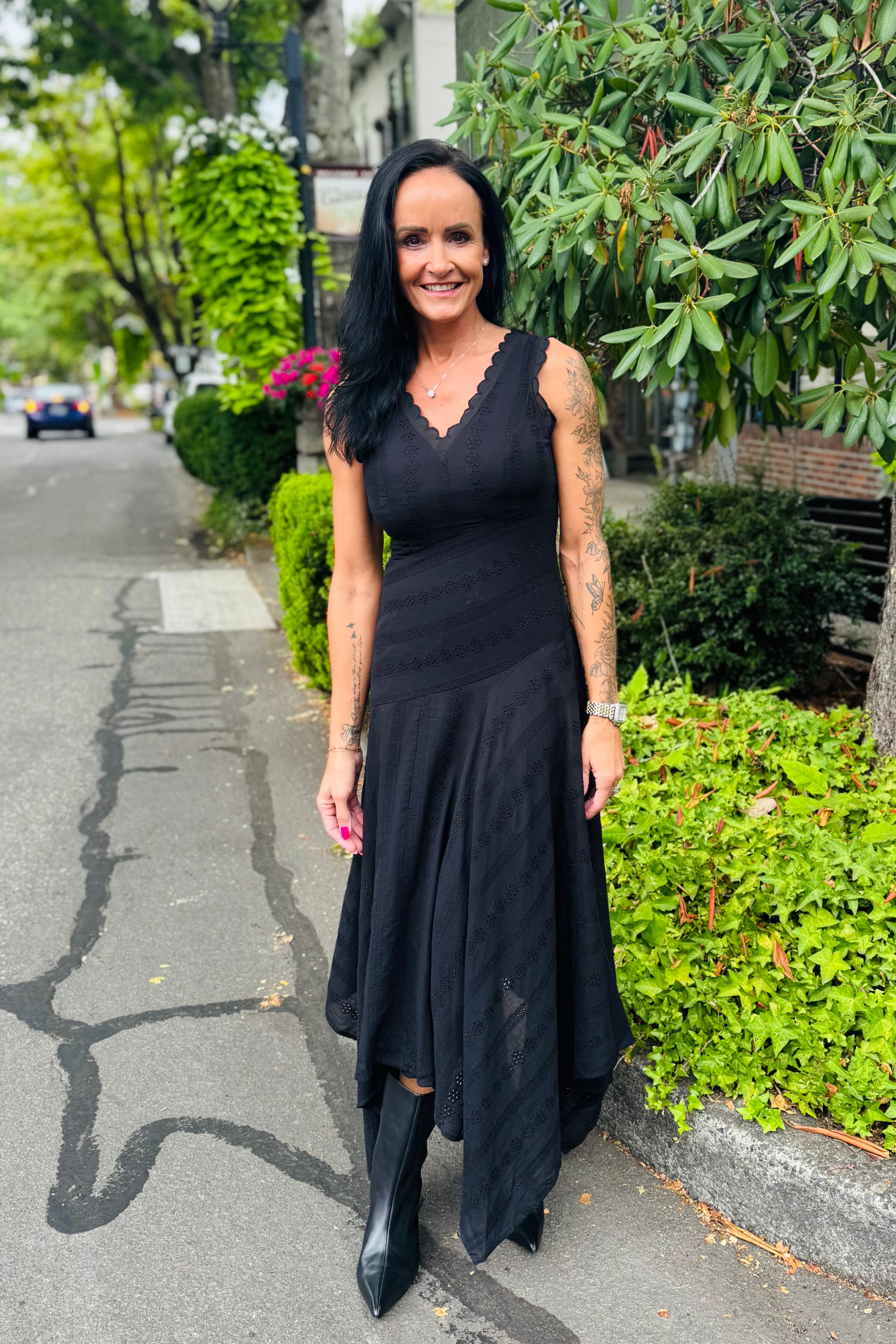 Eyelet Detail V-Neck Midi Dress