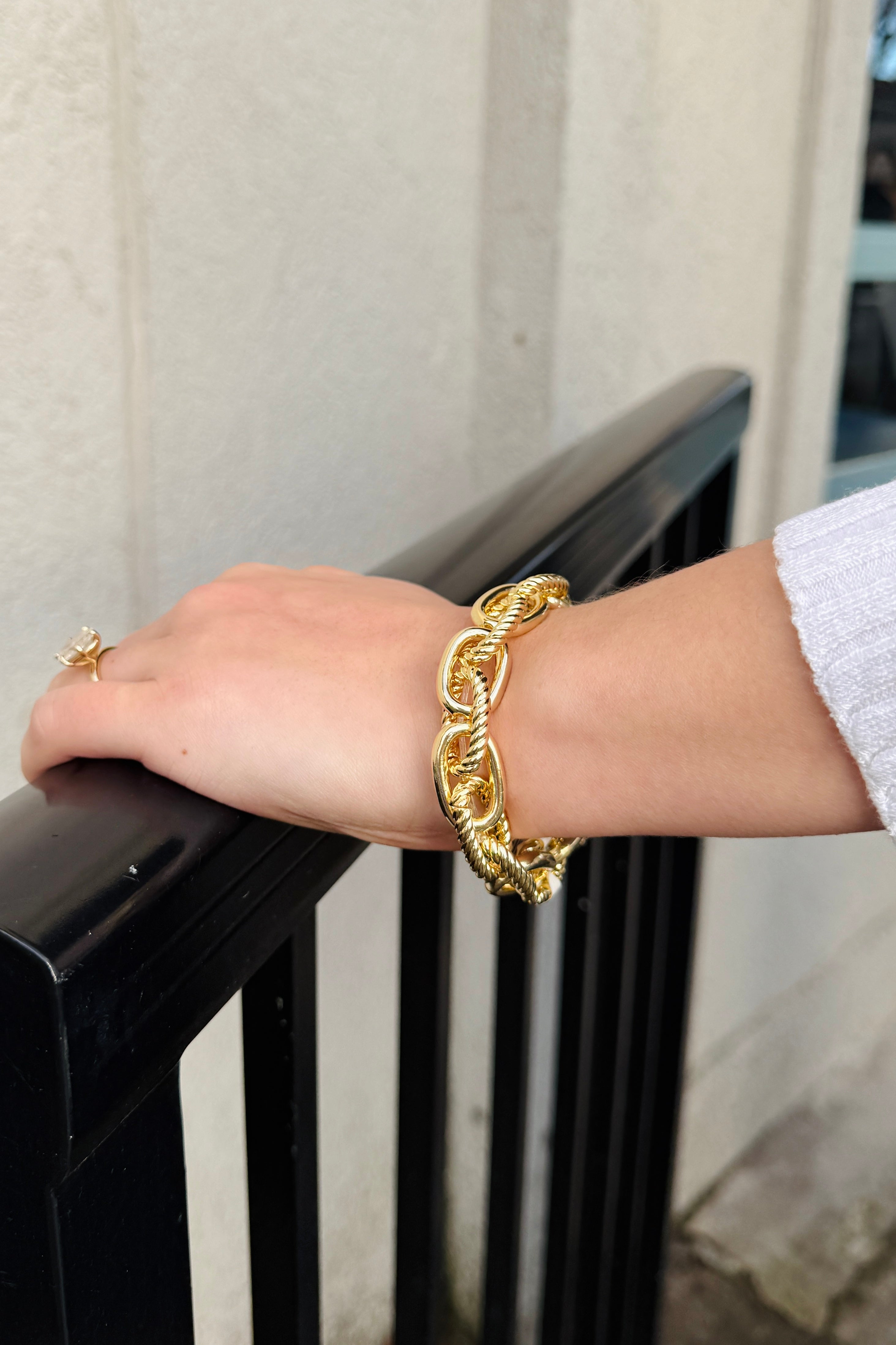Chloe Bracelet-Gold