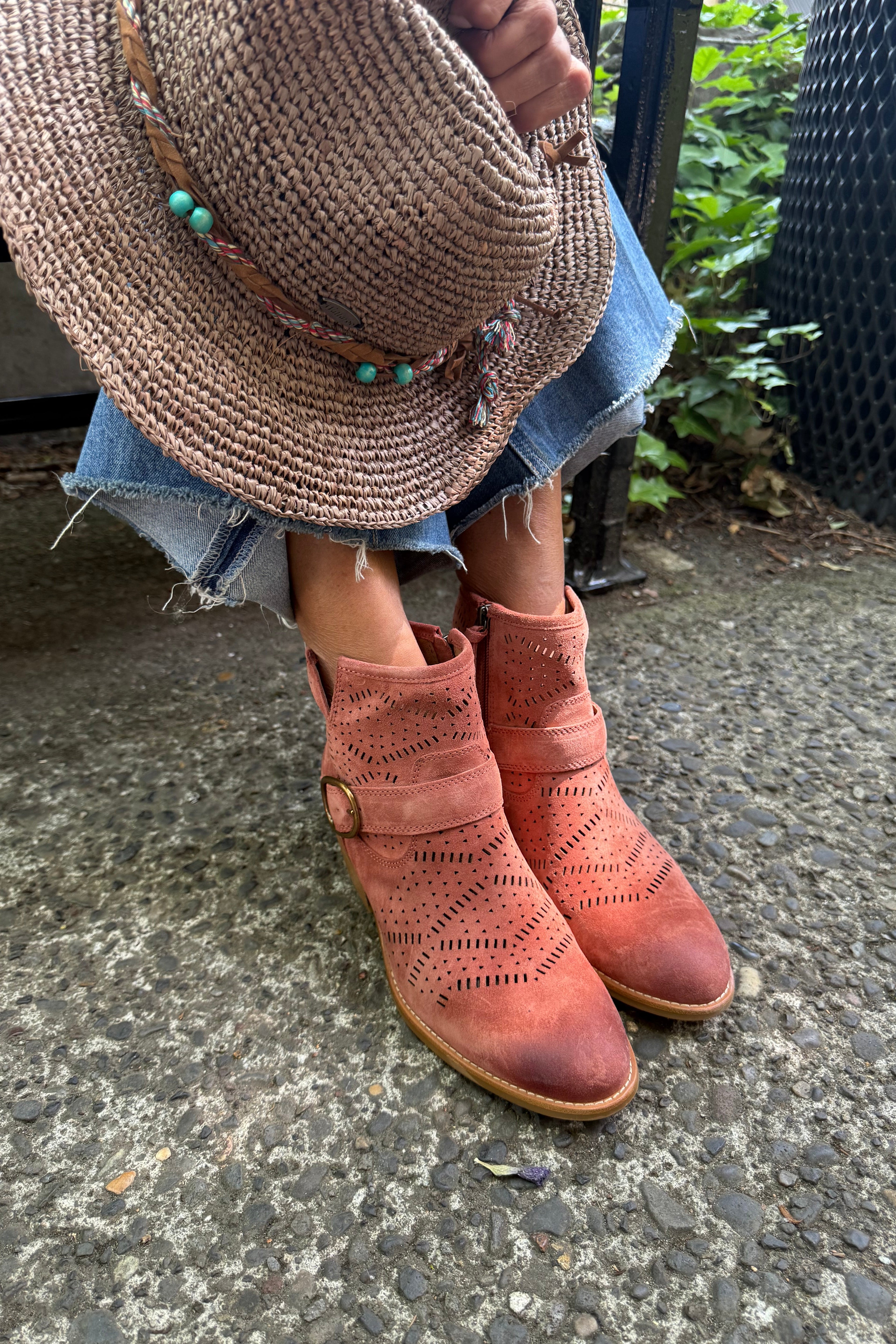 Adriana Boot