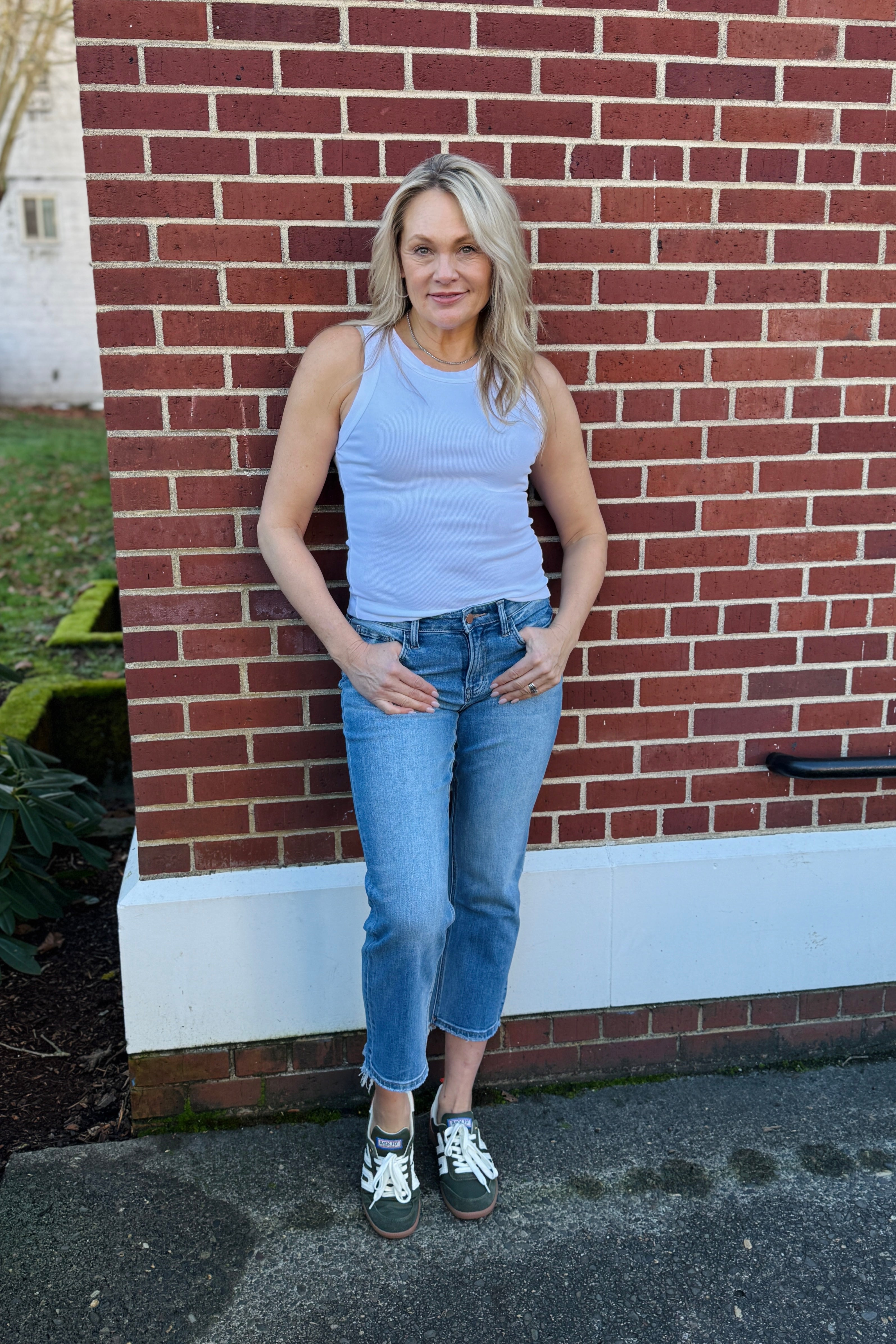 Gina Wide Binding Crop Top-White