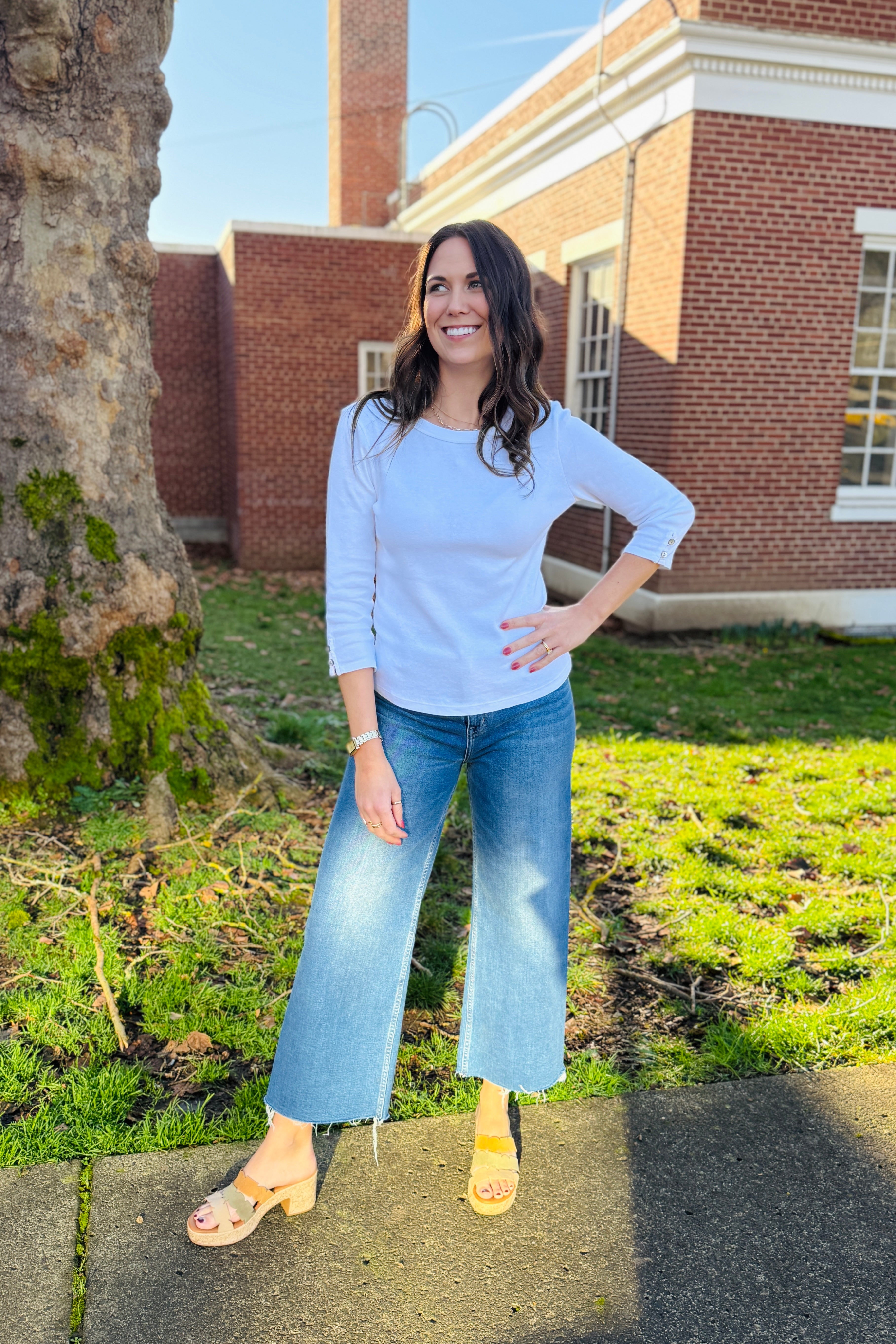 Joyce 3/4 Button Sleeve-White