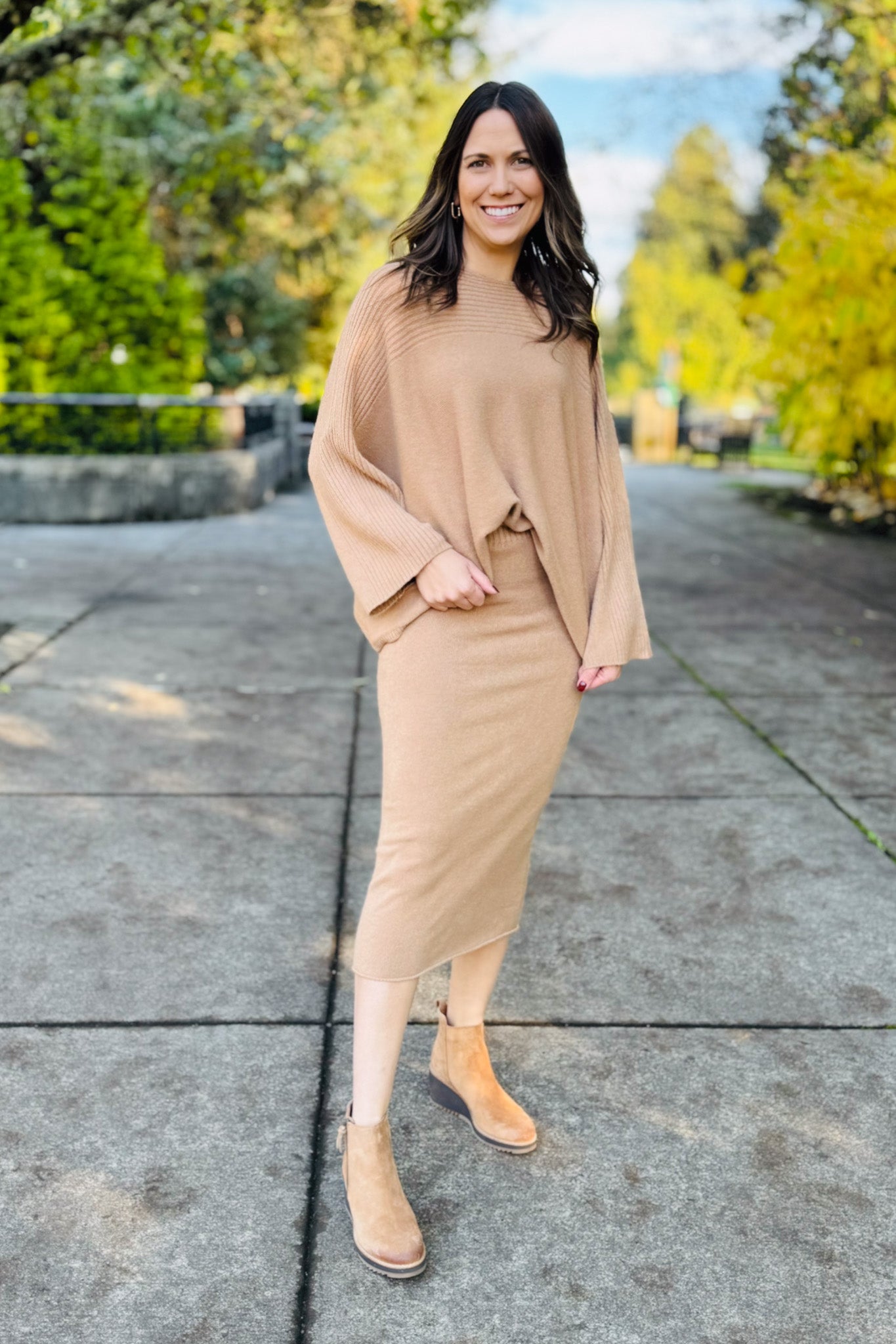 Knit Ribbed Midi Skirt