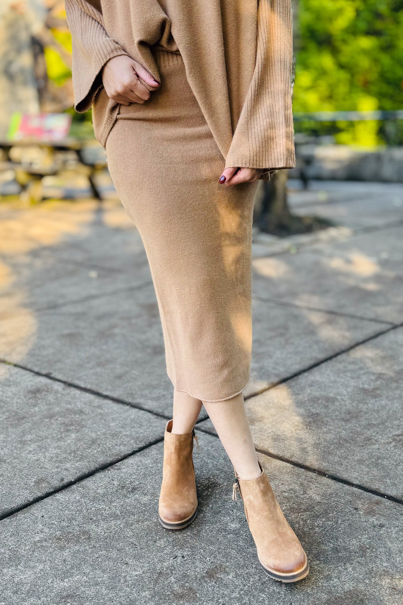 Knit Ribbed Midi Skirt