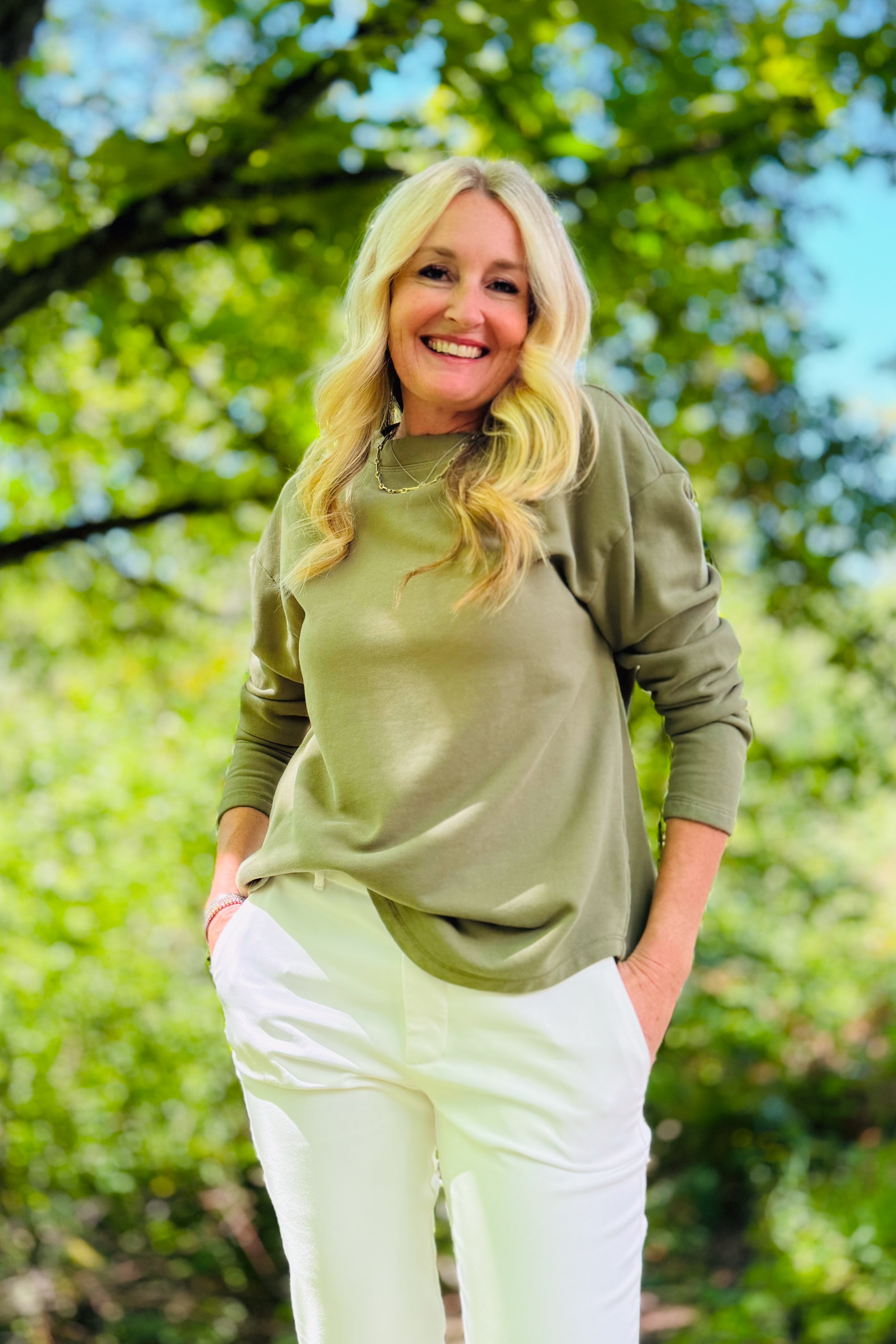 L/S high Crew Shirt-tail Tee