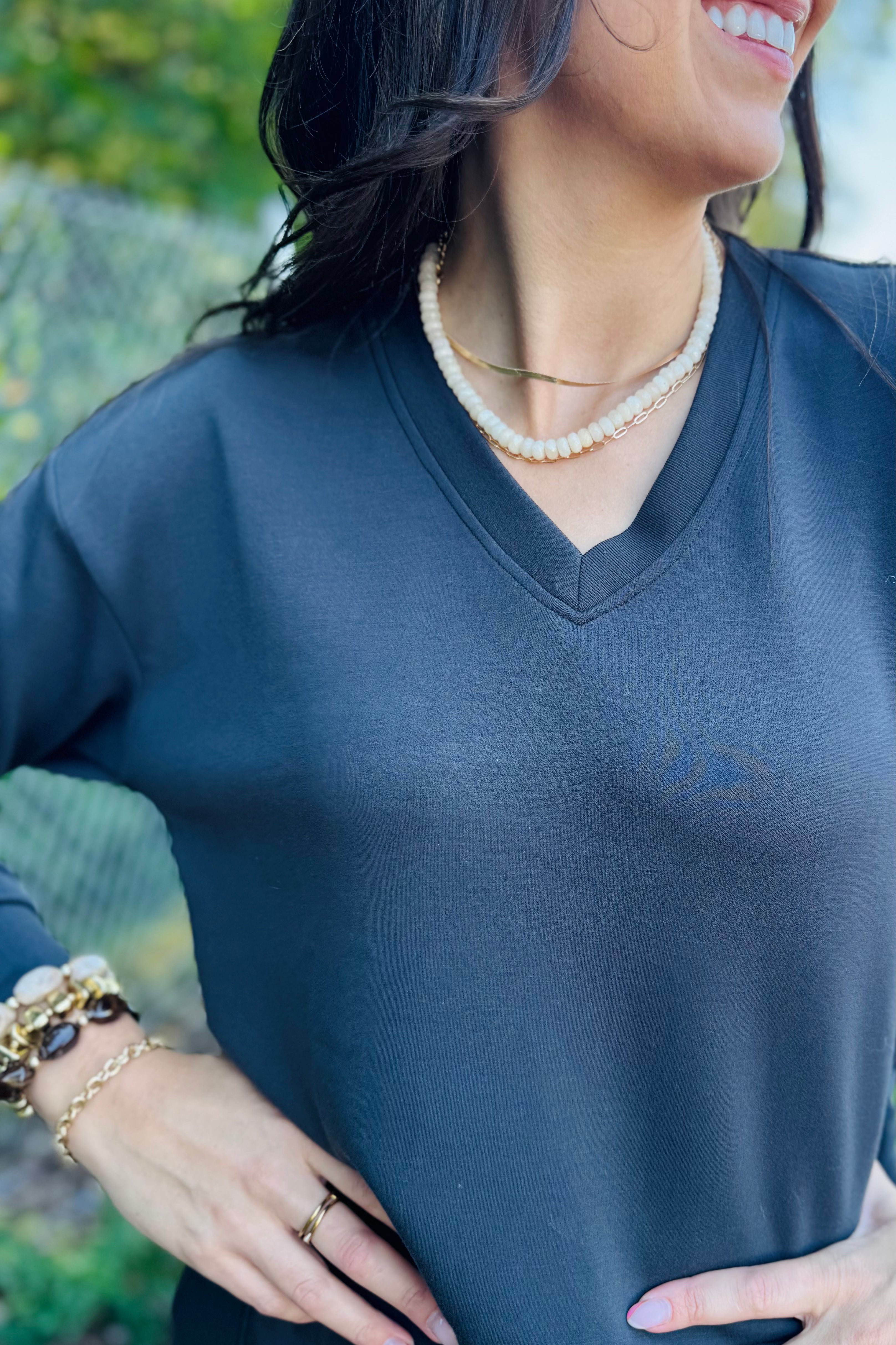 L/S V-Neck Top