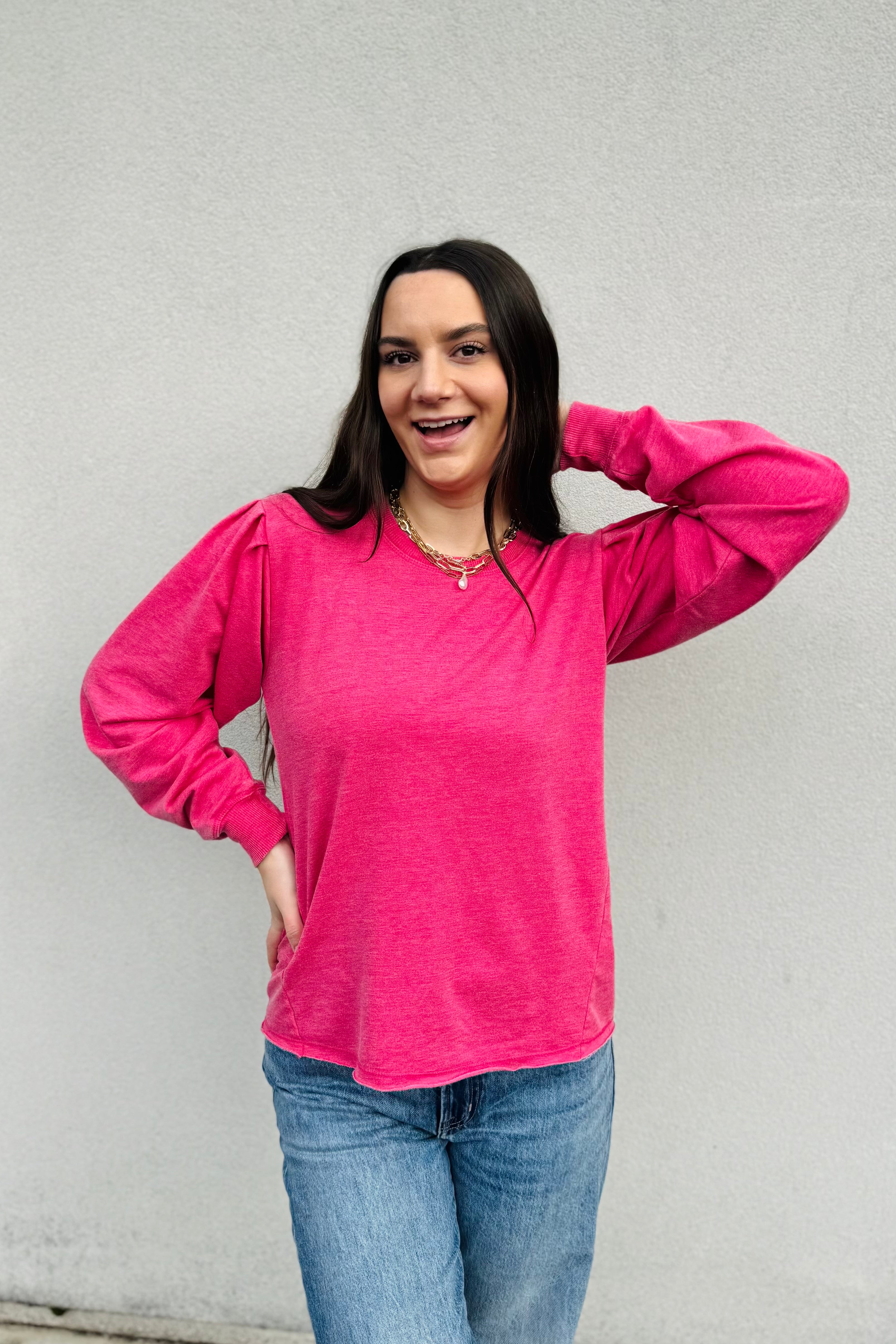 Who doesn't love a basic v-neck with a fun pop of color. Layer with a denim jacket over it or jacket. Now that its starting to warm up in the PNW we are jumping into the spring colors. Come shop at our Camas and Ridgefield locations to shop all the new arrivals.