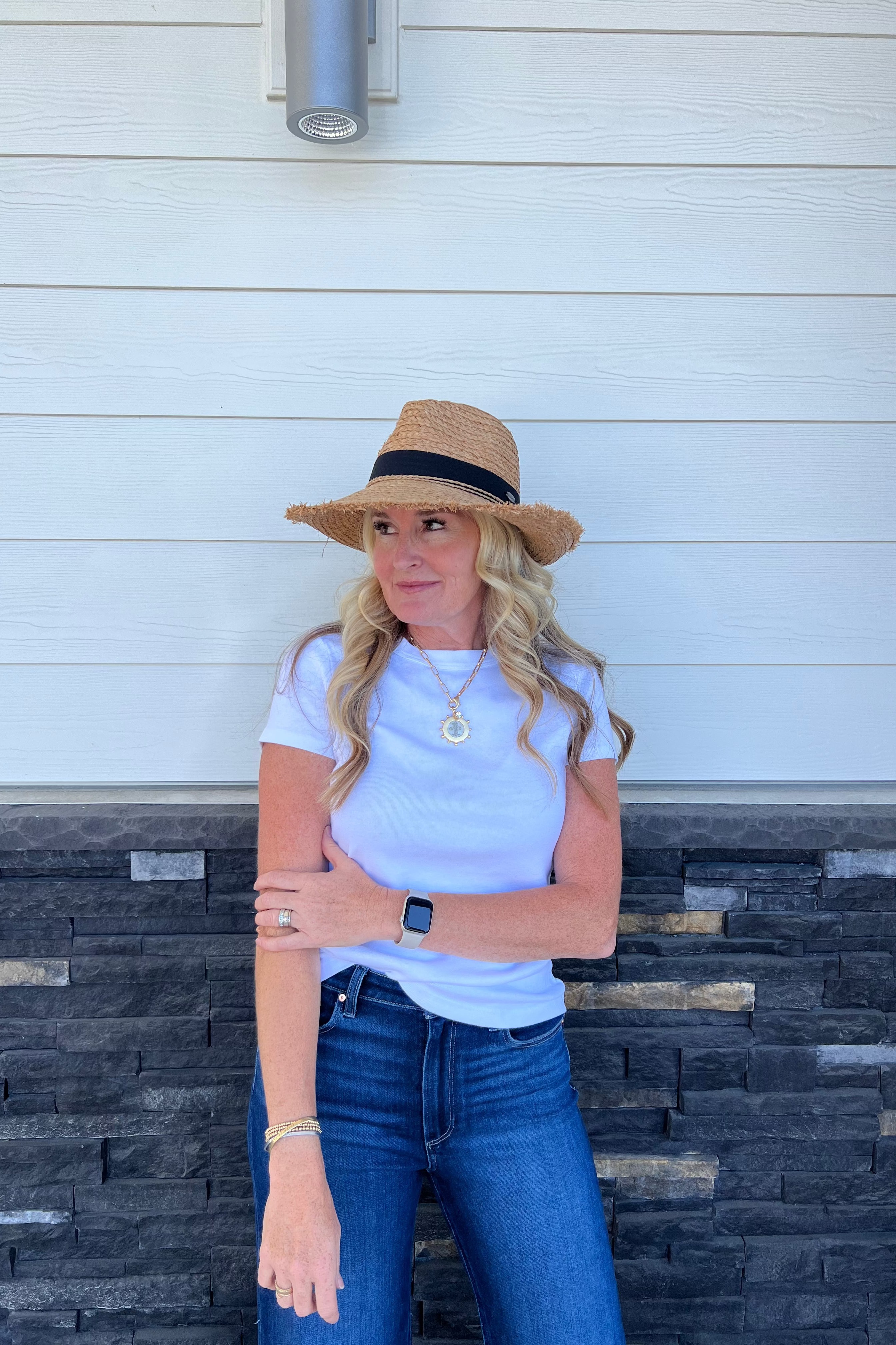 The Lexy tee is the definition of classic. This tee has a body skimming fit, features a capped short sleeve that hits just right and a crewneck with wide binding. Made from our bestselling 1x1 Cotton fabric that is a heavier weight cotton rib that washes well and keeps it shape.