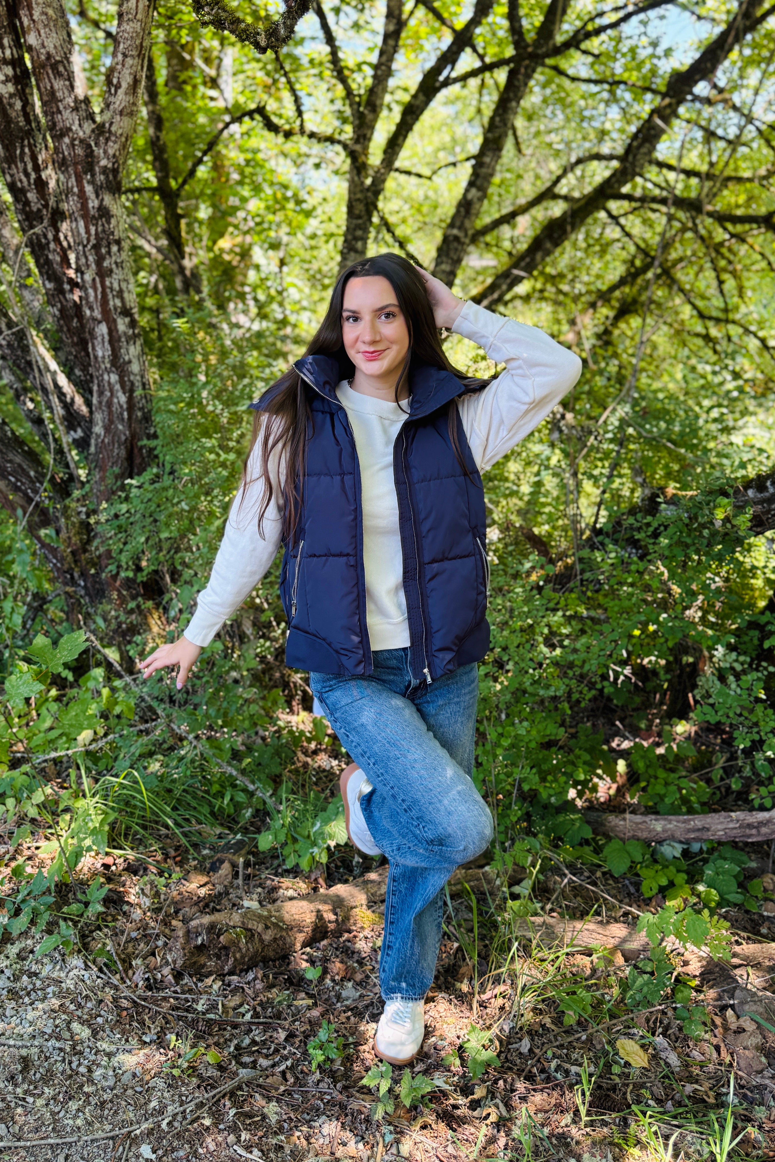 Everyone needs a good puffer vest and this one is calling your name this fall. Easy to wear alone or add a layer underneath. The removable makes it perfect for all types of weather.