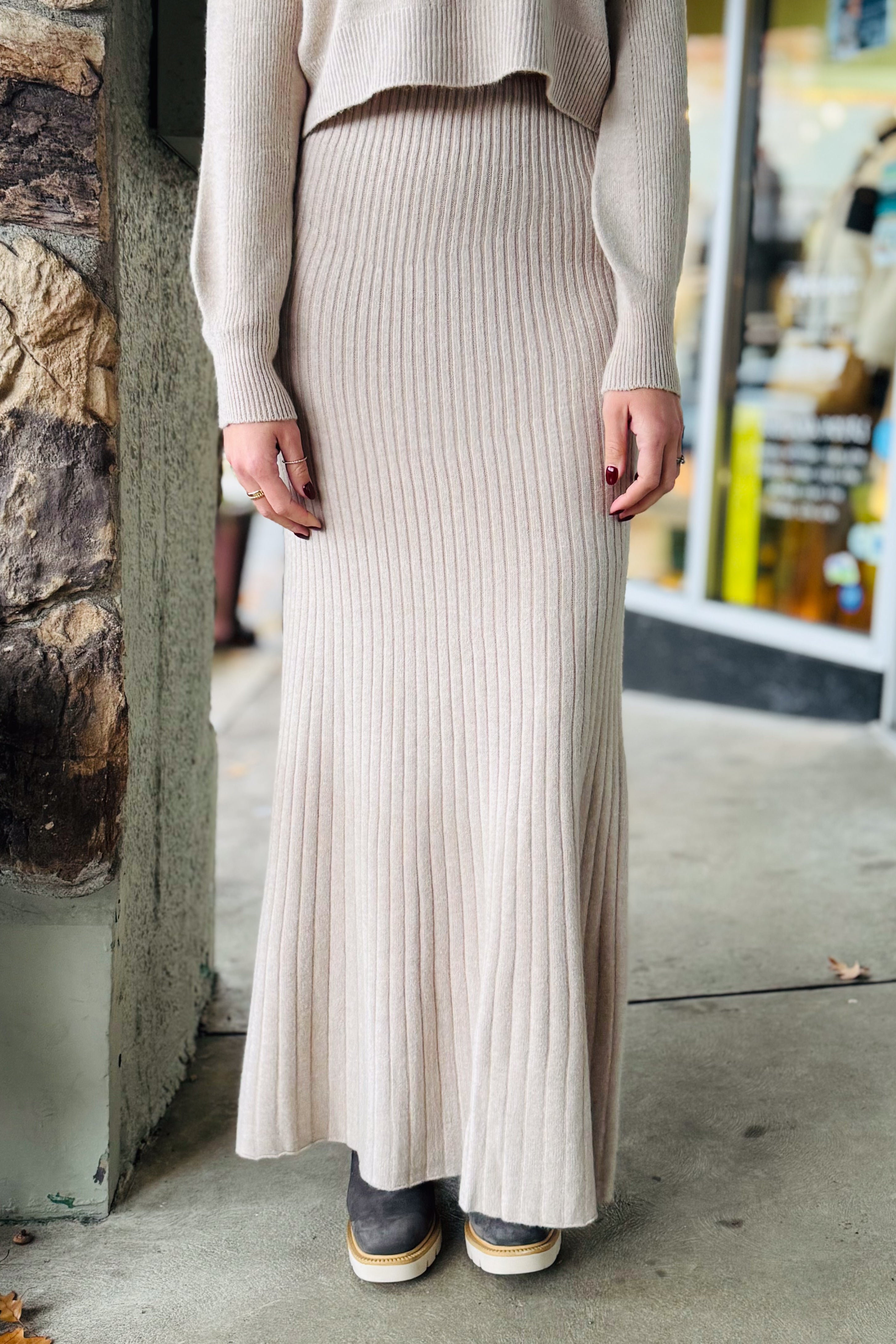 Ribbed Knit Maxi Skirt