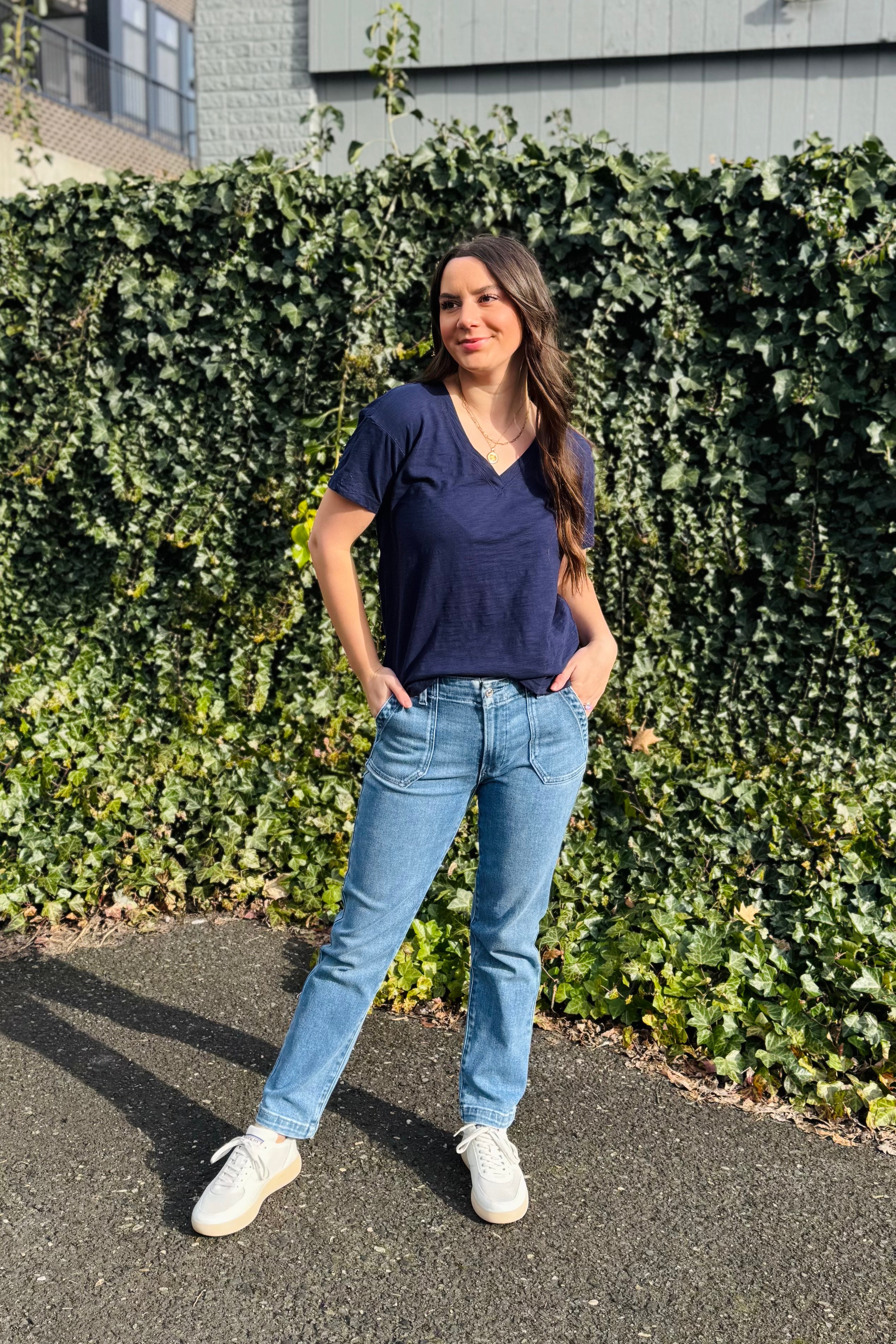 S/S Boxy V-Neck Tee-Vibrant Navy