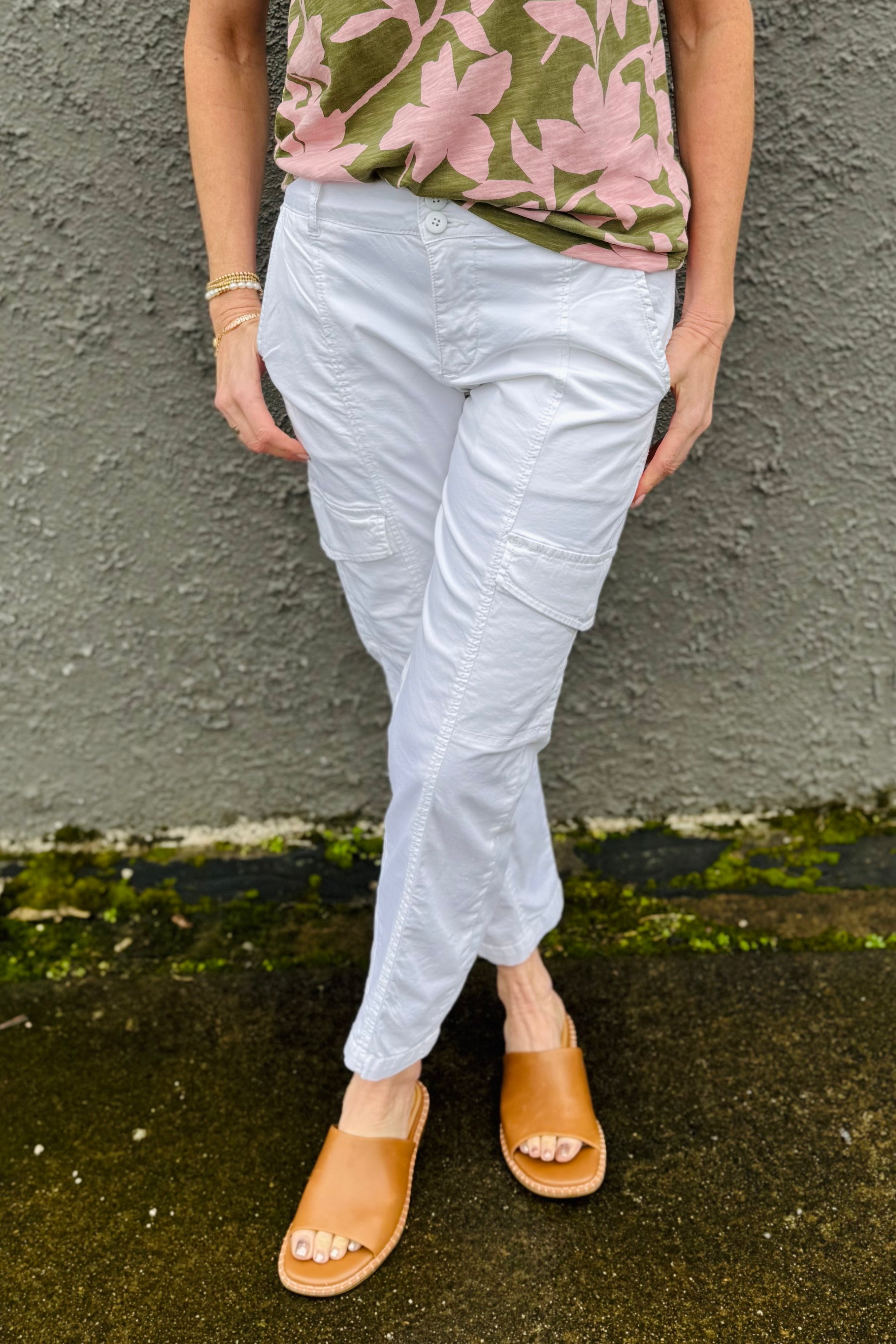 This is a Great Arktana vibe with fun florals in green and pink. Love this casual look for day to day or dress it up