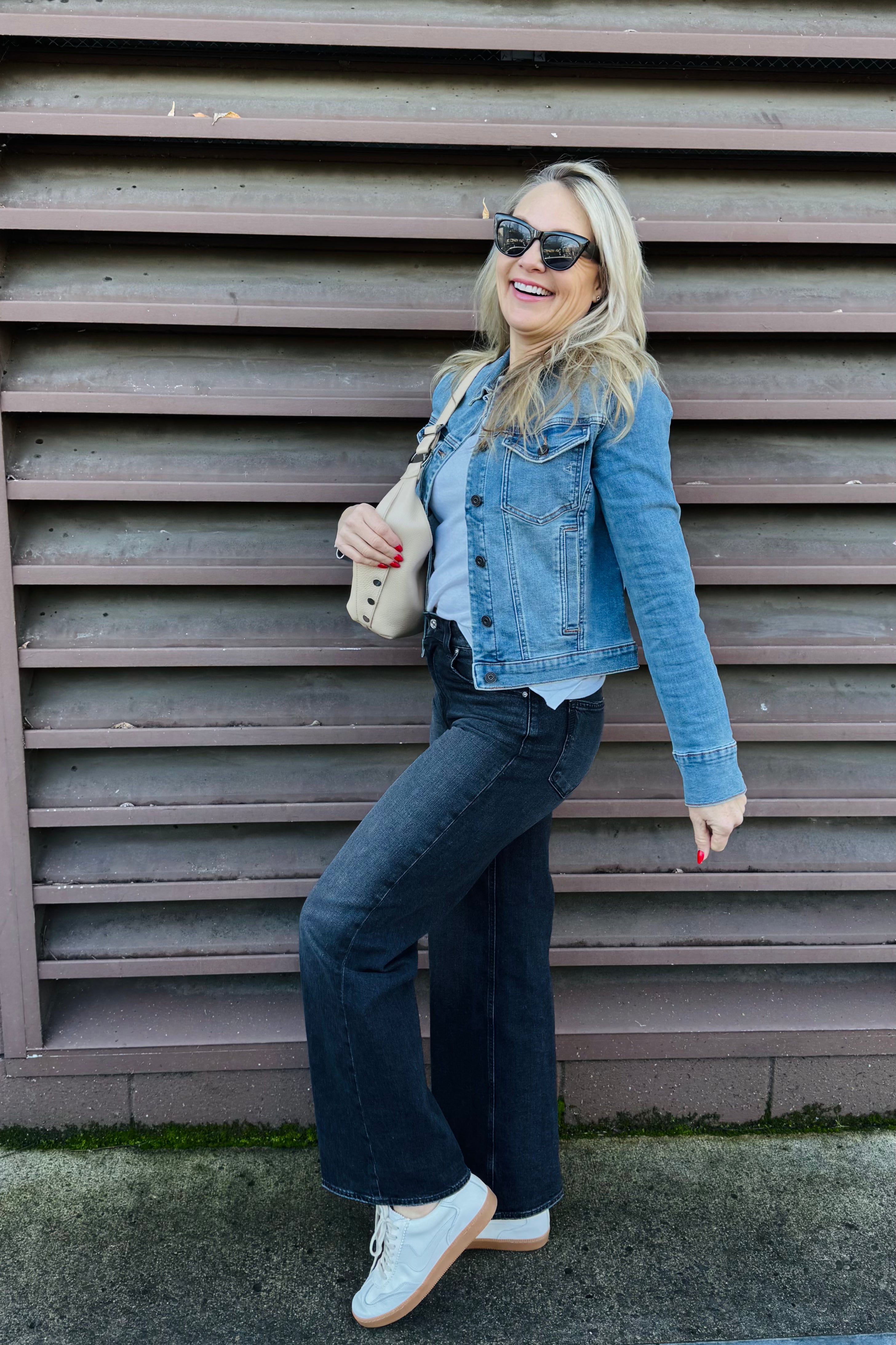 Sasha 32" Extended Coin Pocket