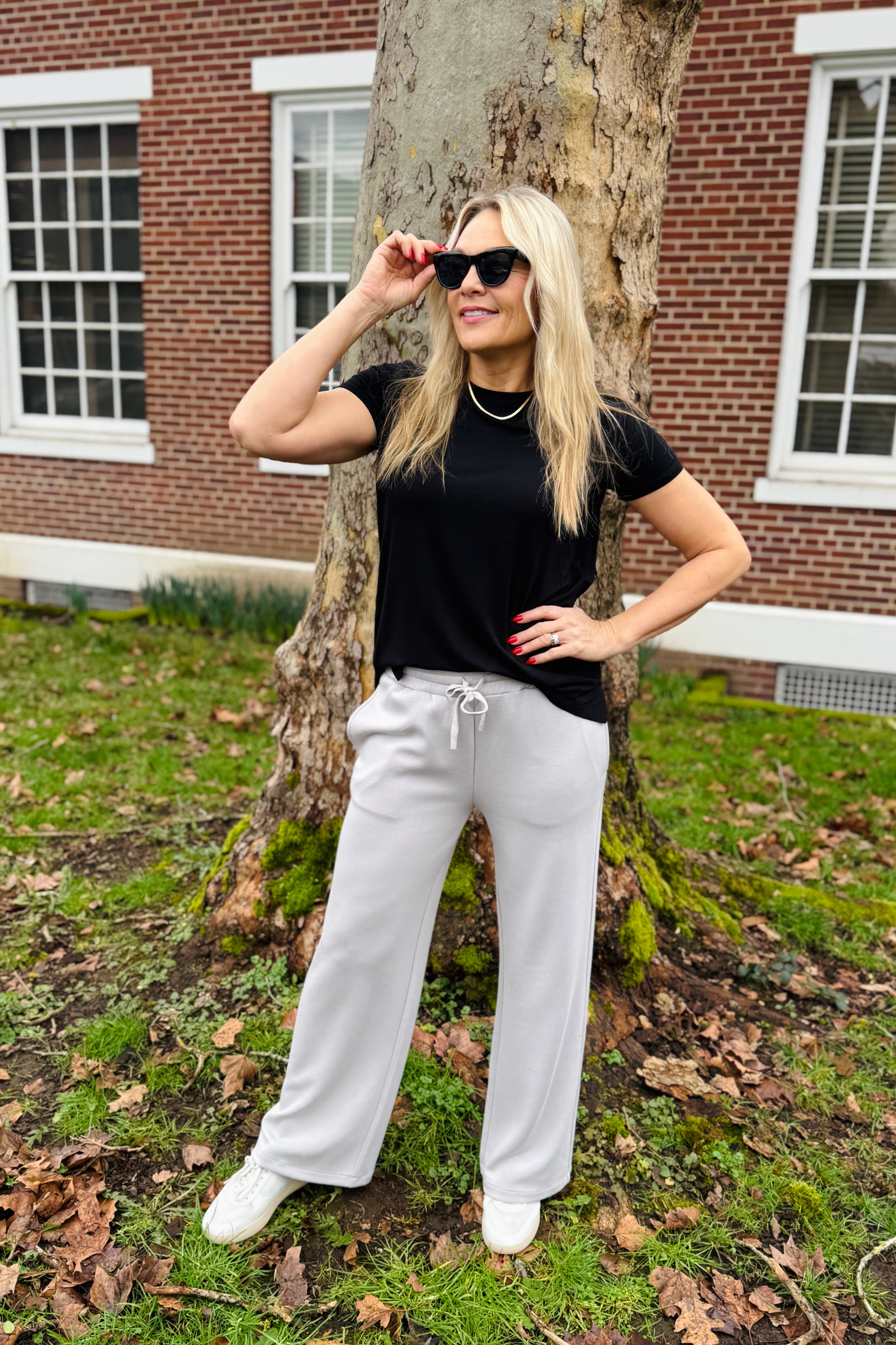 Who doesn't love a great lounge pant for everyday where. Arktana customers love when we get matching sets. This pant could be styled alone or with the matching tops!