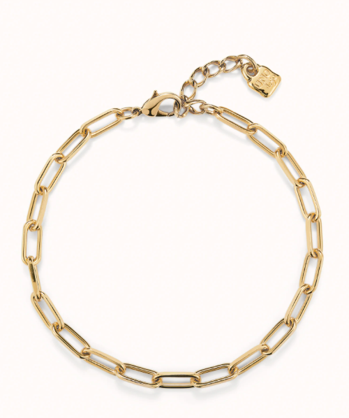 Short oval link chain necklace