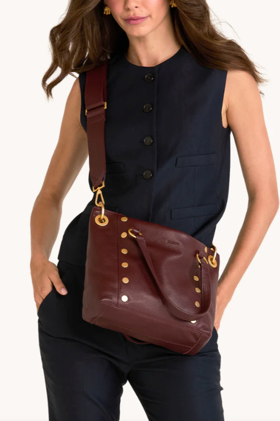 Daniel Med Handbag