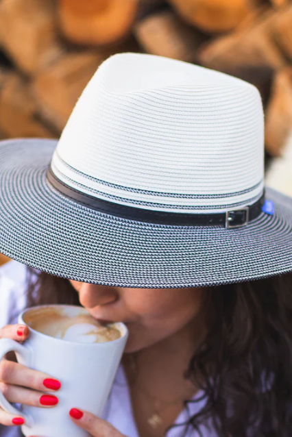 Kristy Hat-Ivory/Navy