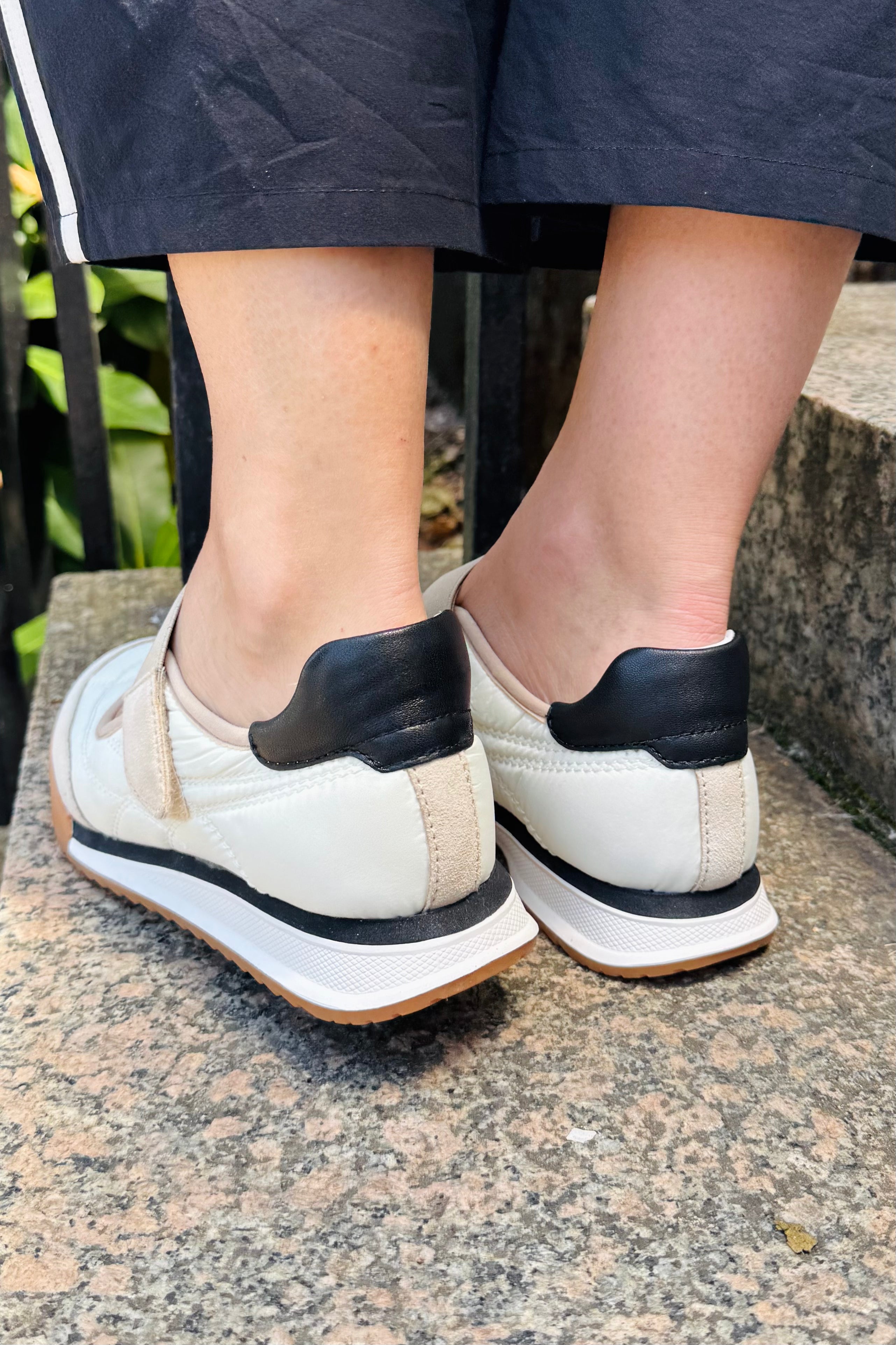 Kelly Sneaker