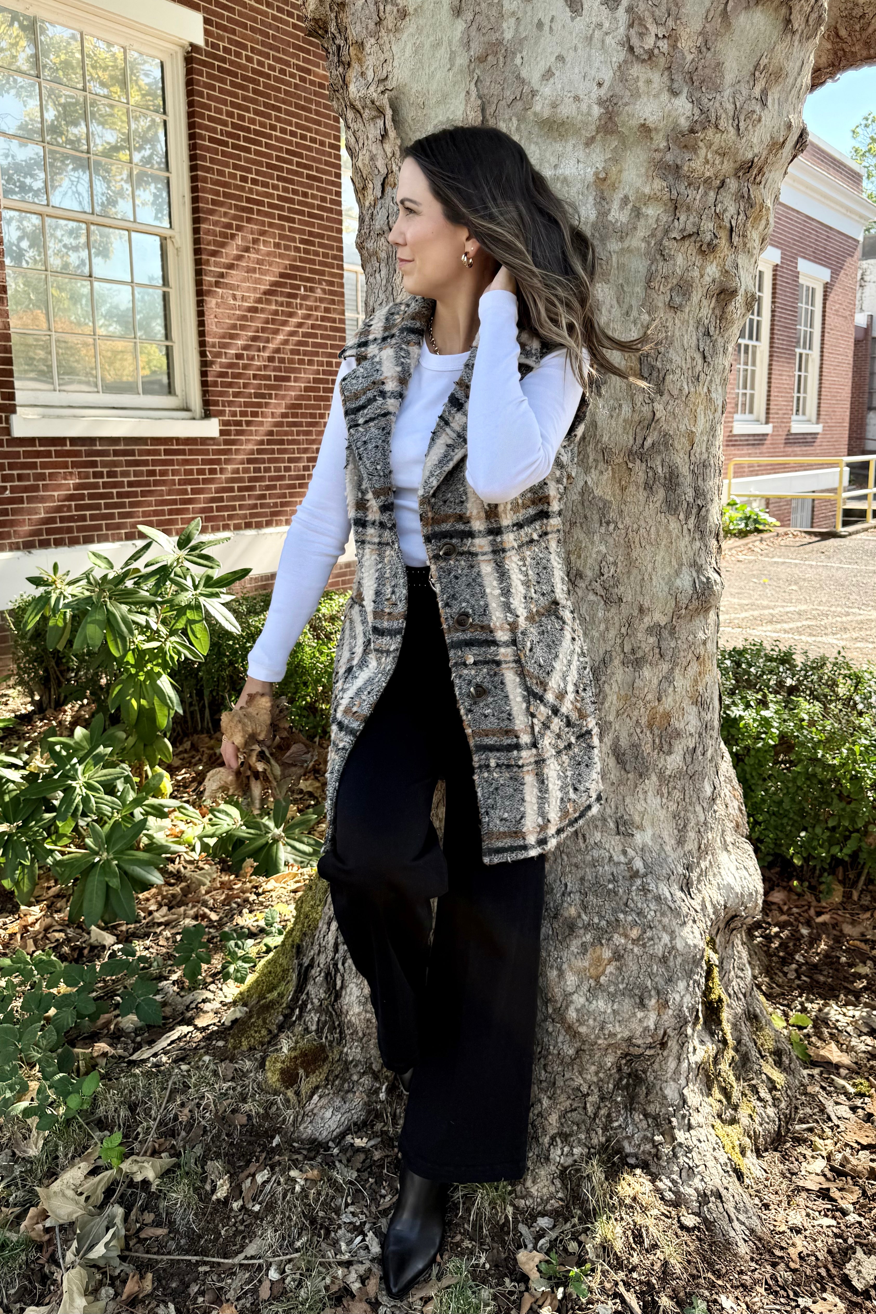 Wide Notch Collar Vest