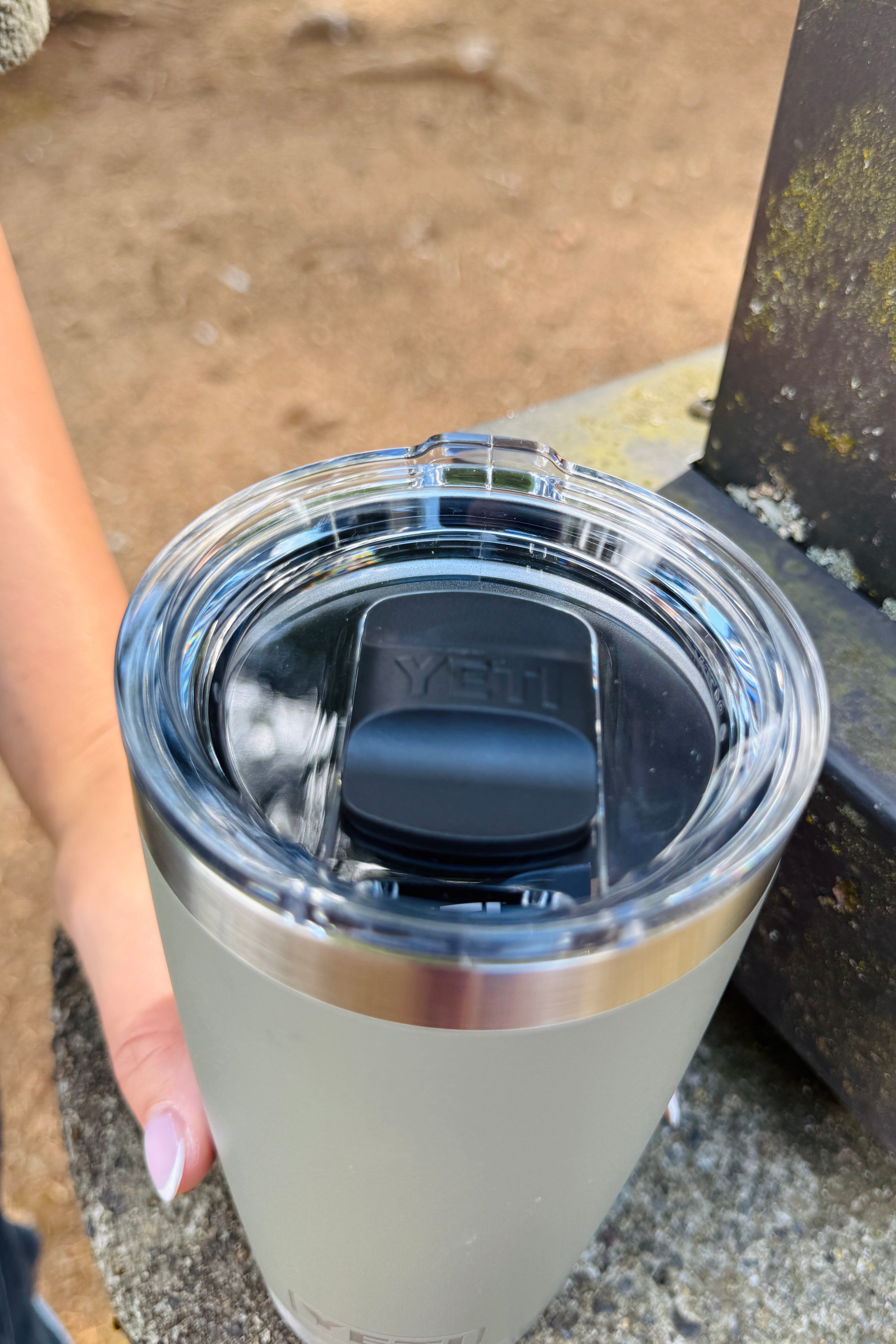 YETI Rambler 20 oz Tumbler with MagSlider Lid - Pampa Green