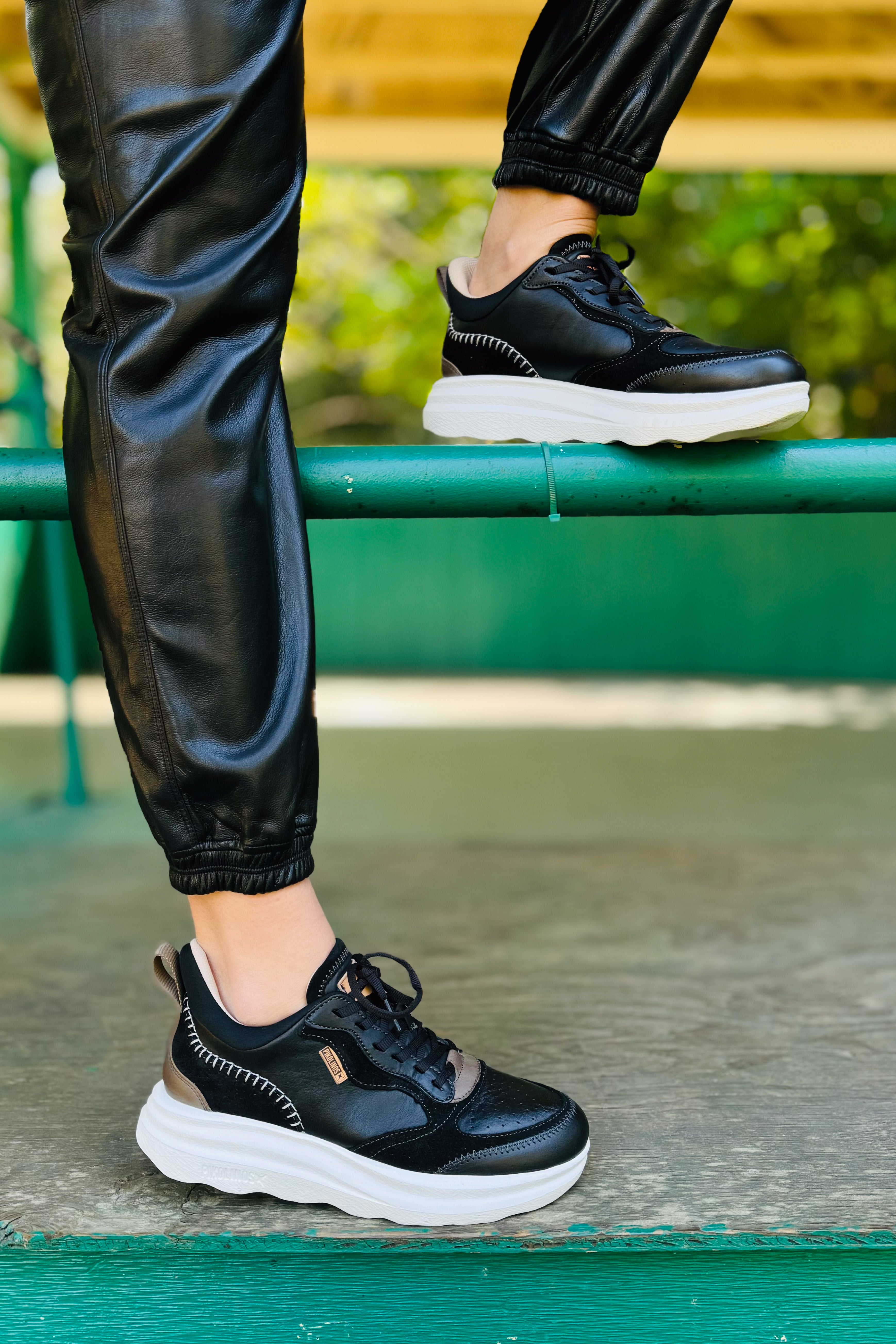 Zahara Sneaker