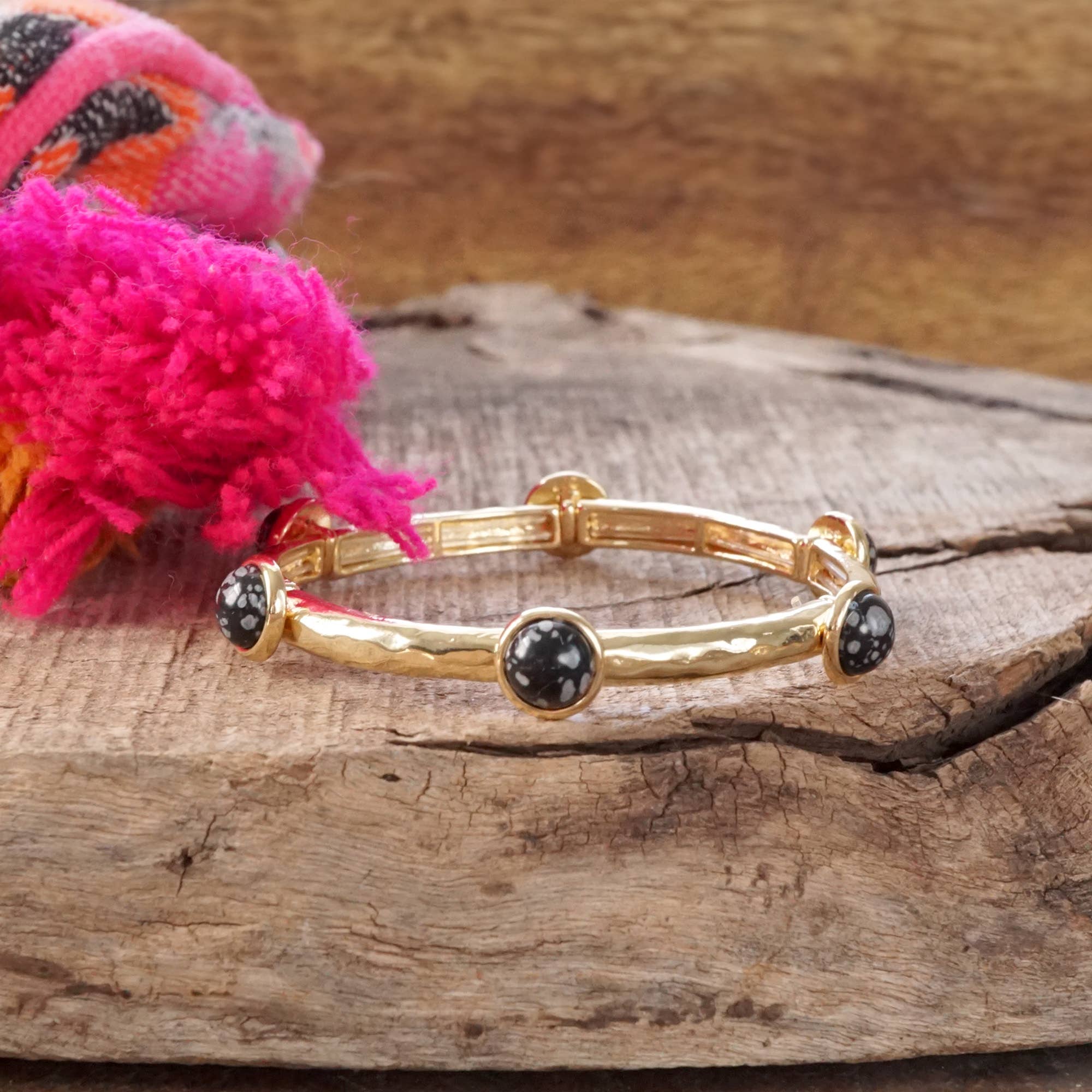 Jeweled Golden Bangle:Shiny Gold/Black