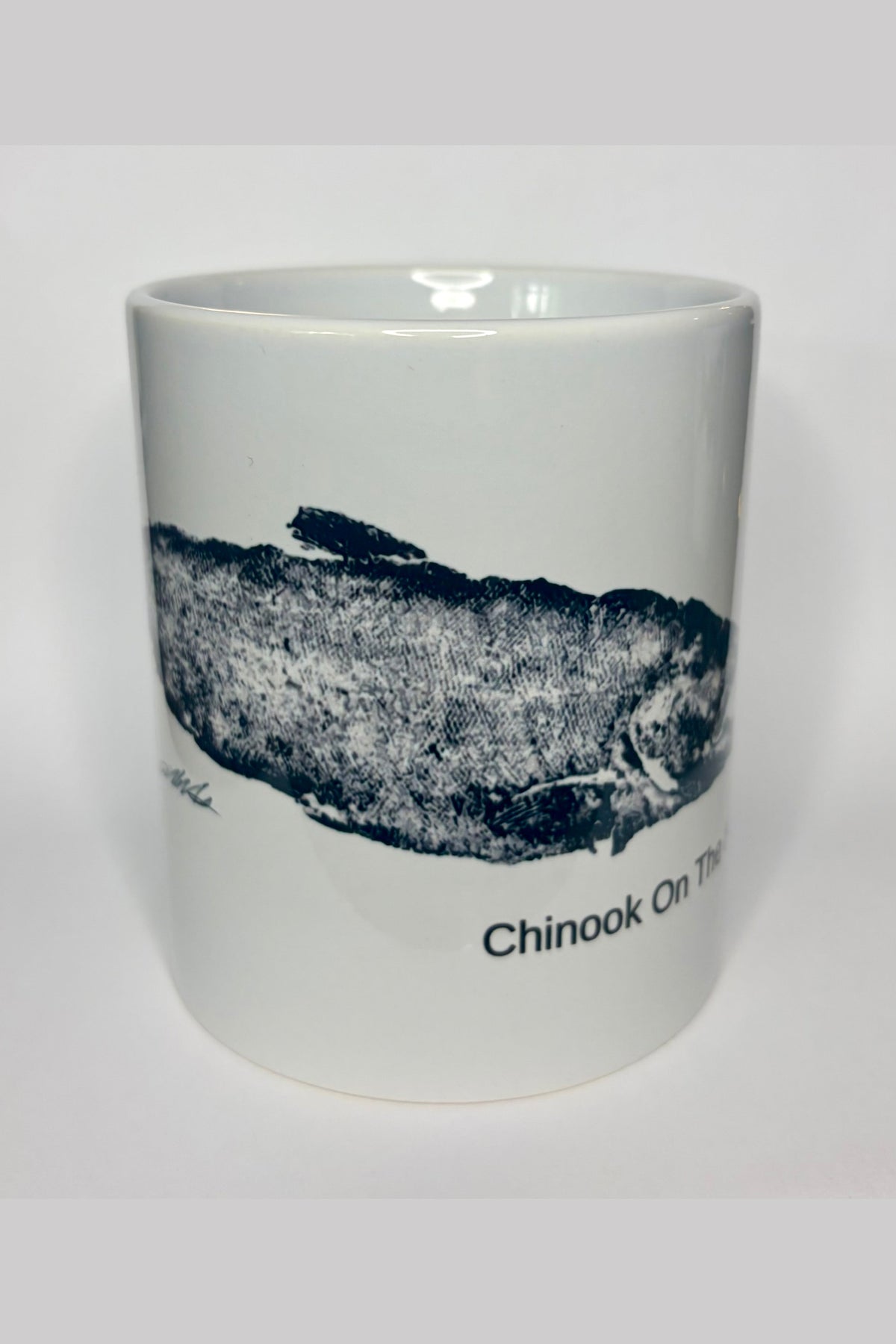 Bigfoot Mountain Outfitters Chinook On The Hunt Gyotaku coffee mug featuring Bill Matthews' King Salmon fish rubbing art, a great gift for anglers and Pacific Northwest fishing lovers to enjoy morning coffee at home, the office or the cabin
