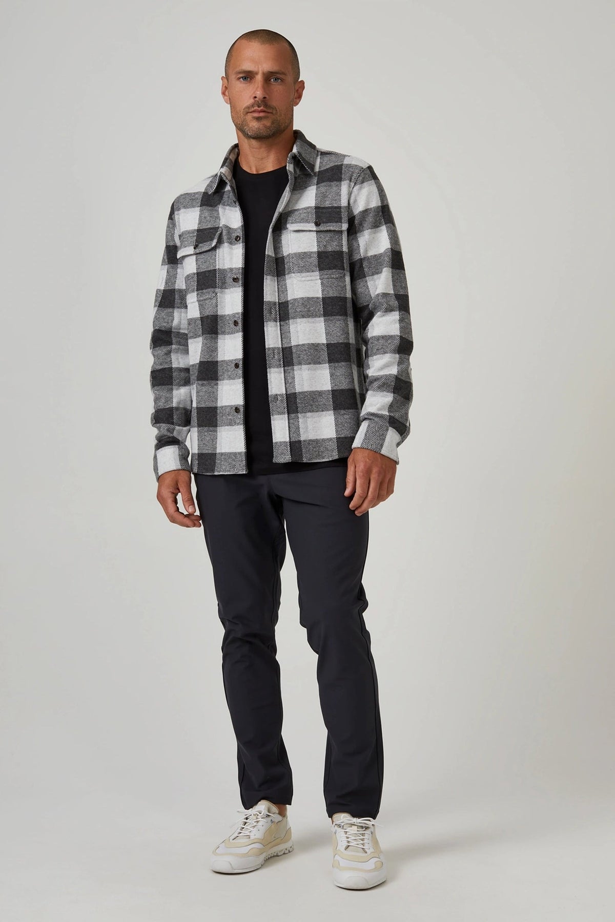 7 Diamonds Infinity chino pant in Charcoal, a stretchy, comfortable chino for the office, travel, golf and dinners out