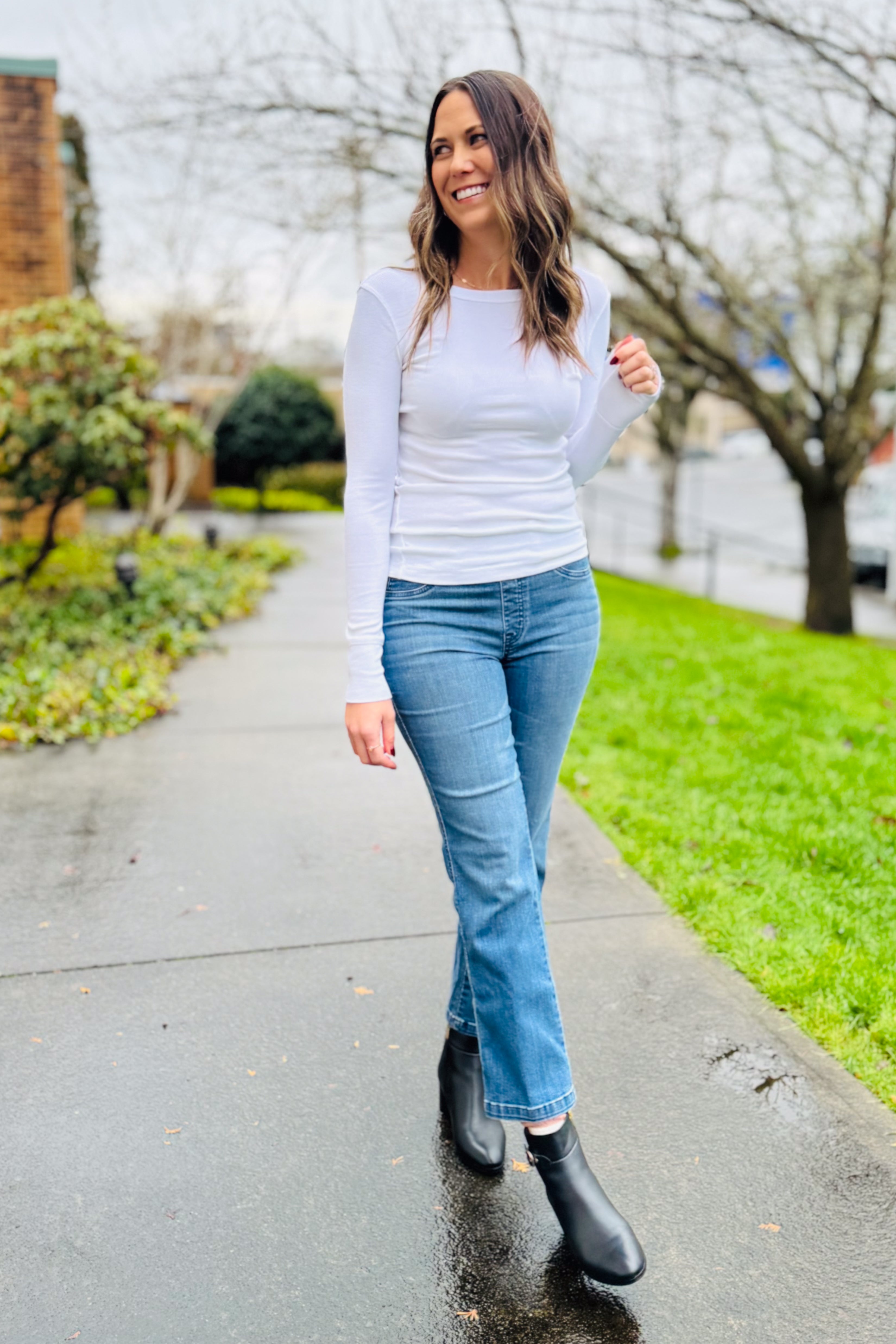 Spanxshape™ Everywear Kick Flare Jeans