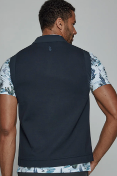 7 Diamonds Tempo Vest - Navy, an easy layering vest for crisp mornings, golf, travel and fall weekends
