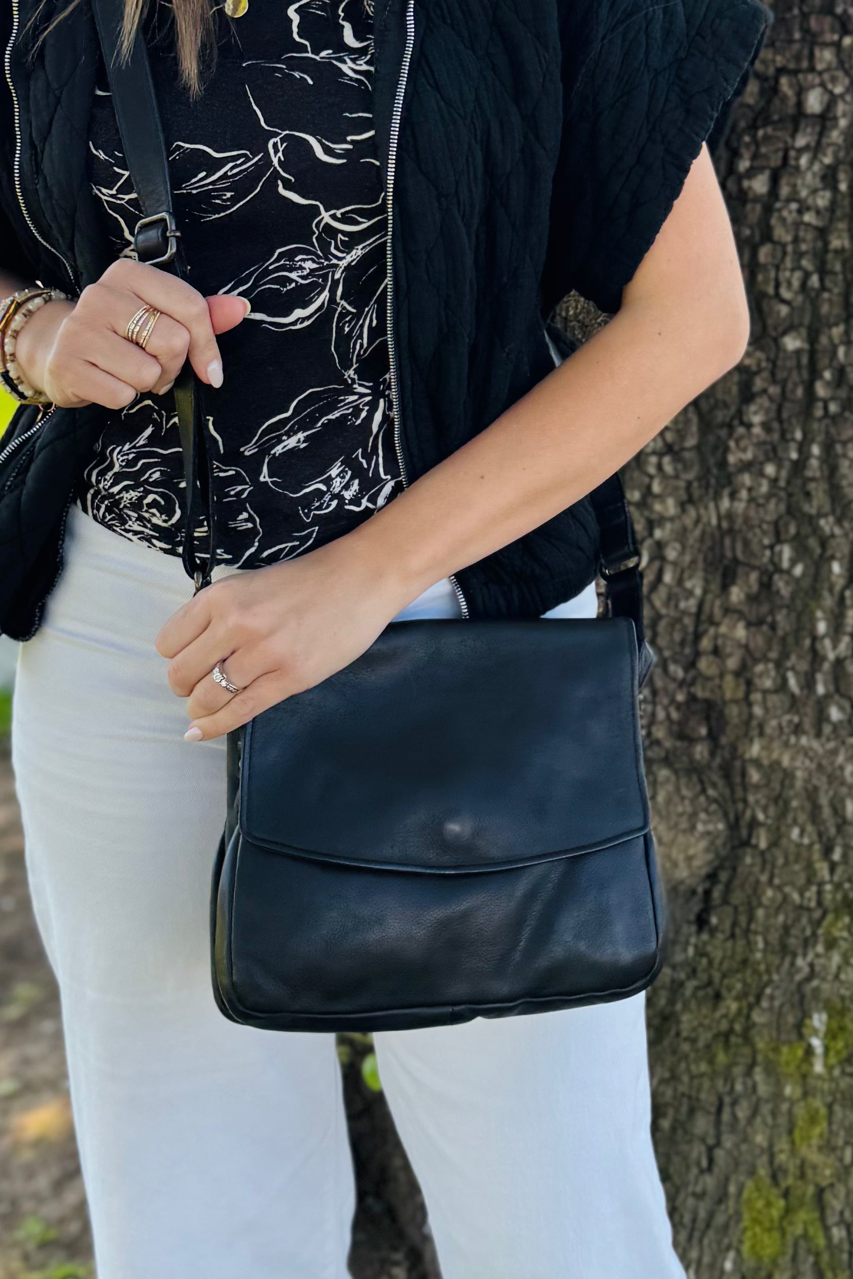 Toledo Crossbody