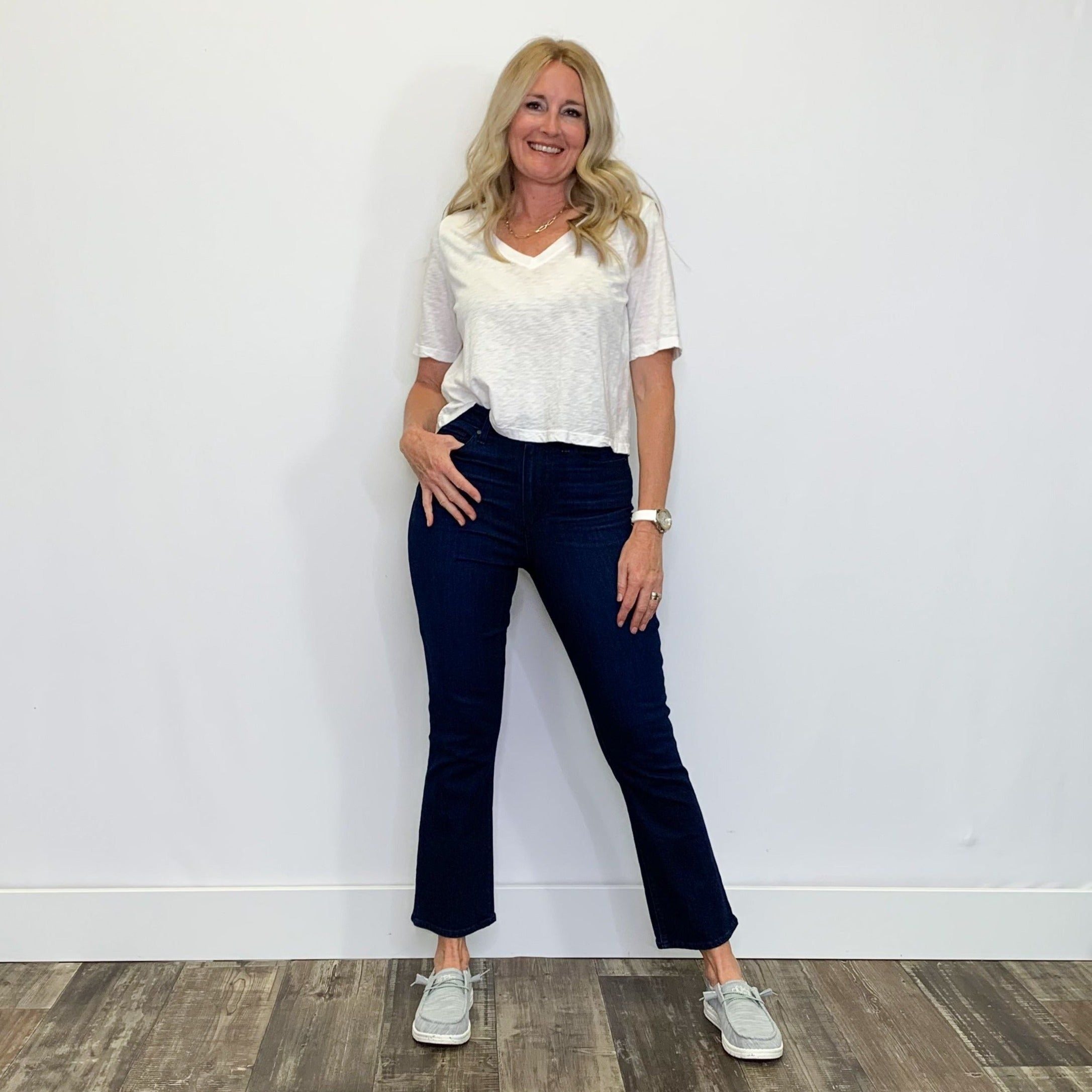 Paige - Femme Crop Denim - Arktana - Bottoms