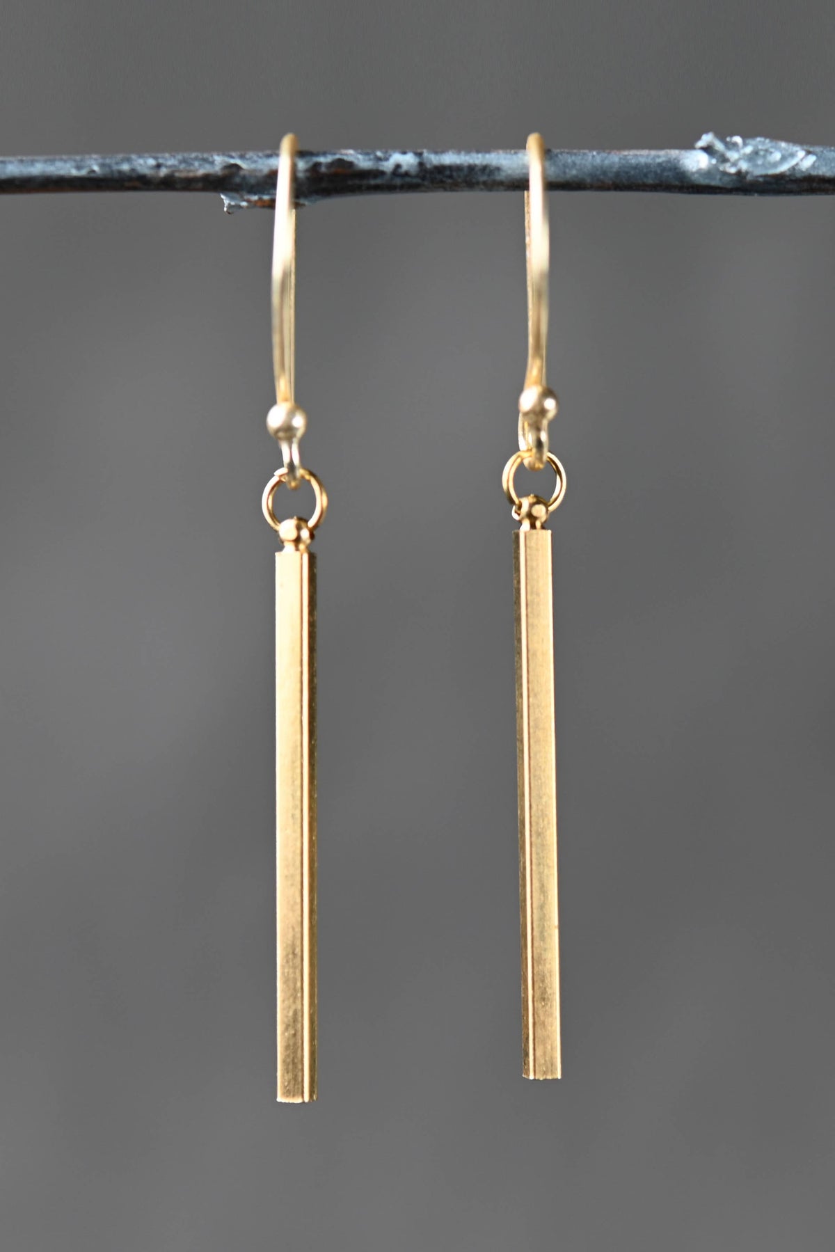 Simple Square Brass Bar | KBD Studio