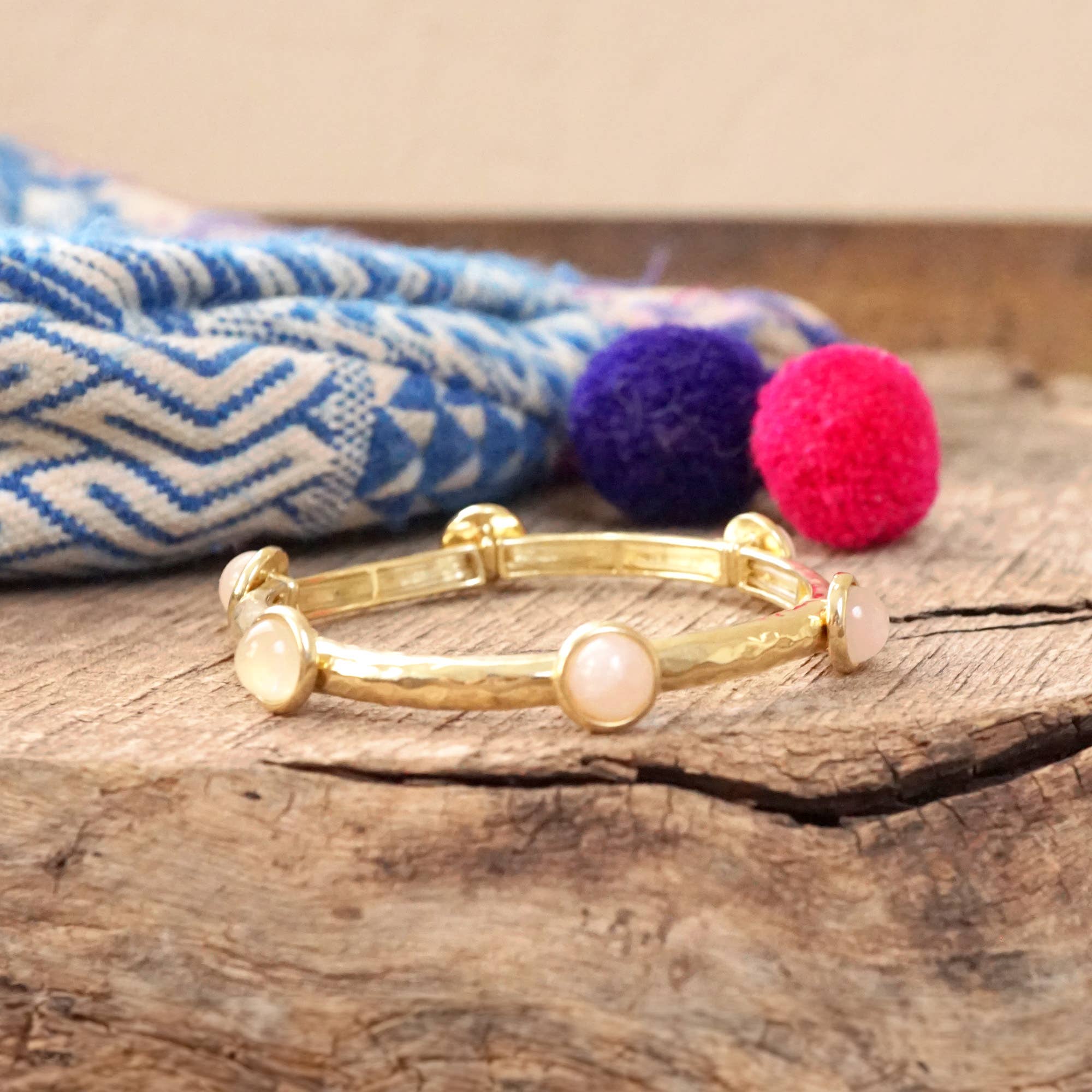 Jeweled Golden Bangle:Shiny Gold/Pink Rose quartz
