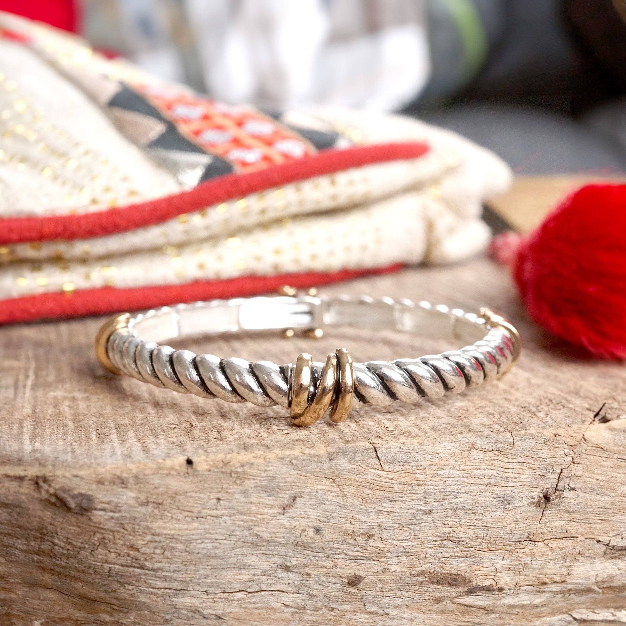 Timeless Layering Textured Bangles:Criss Cross - Silver