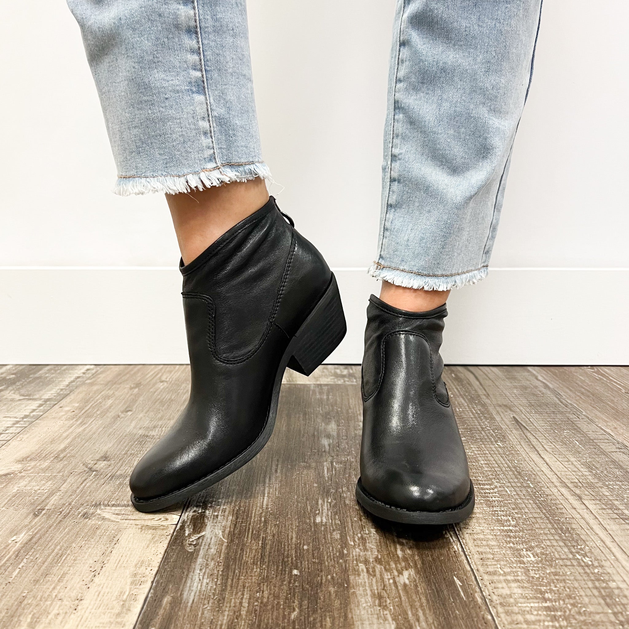 Sofft sale black booties