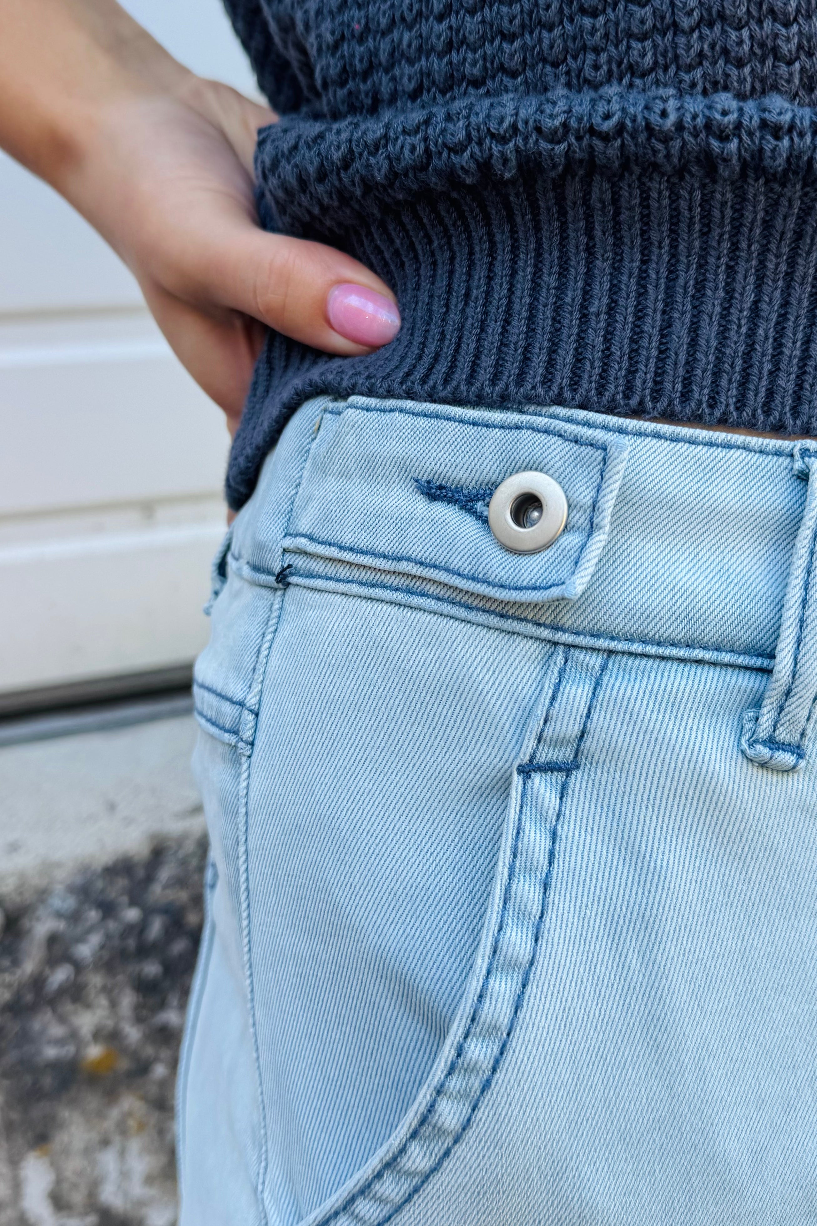 Linda Denim | Bevy Flog - view 3