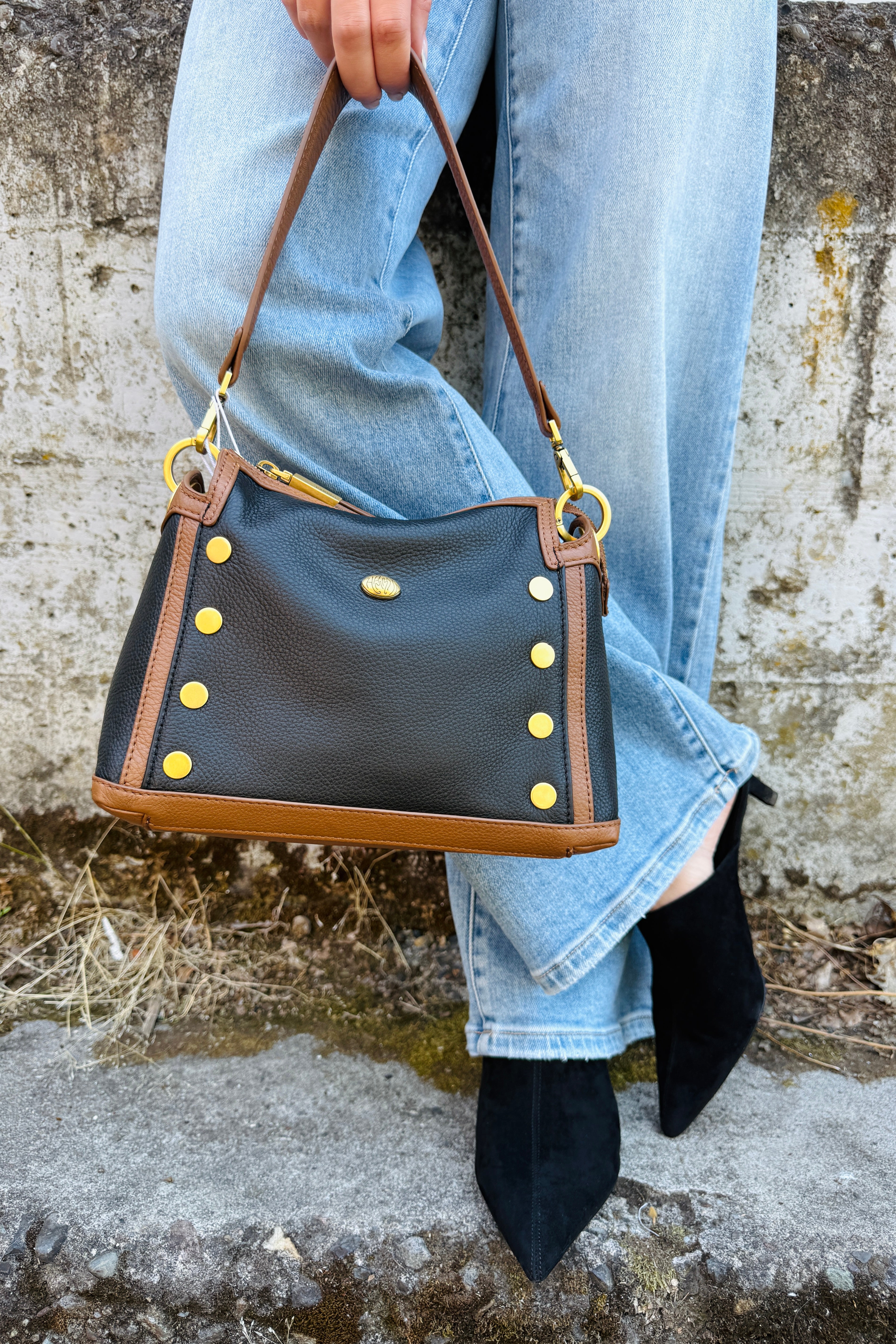 Bryant Med Handbag