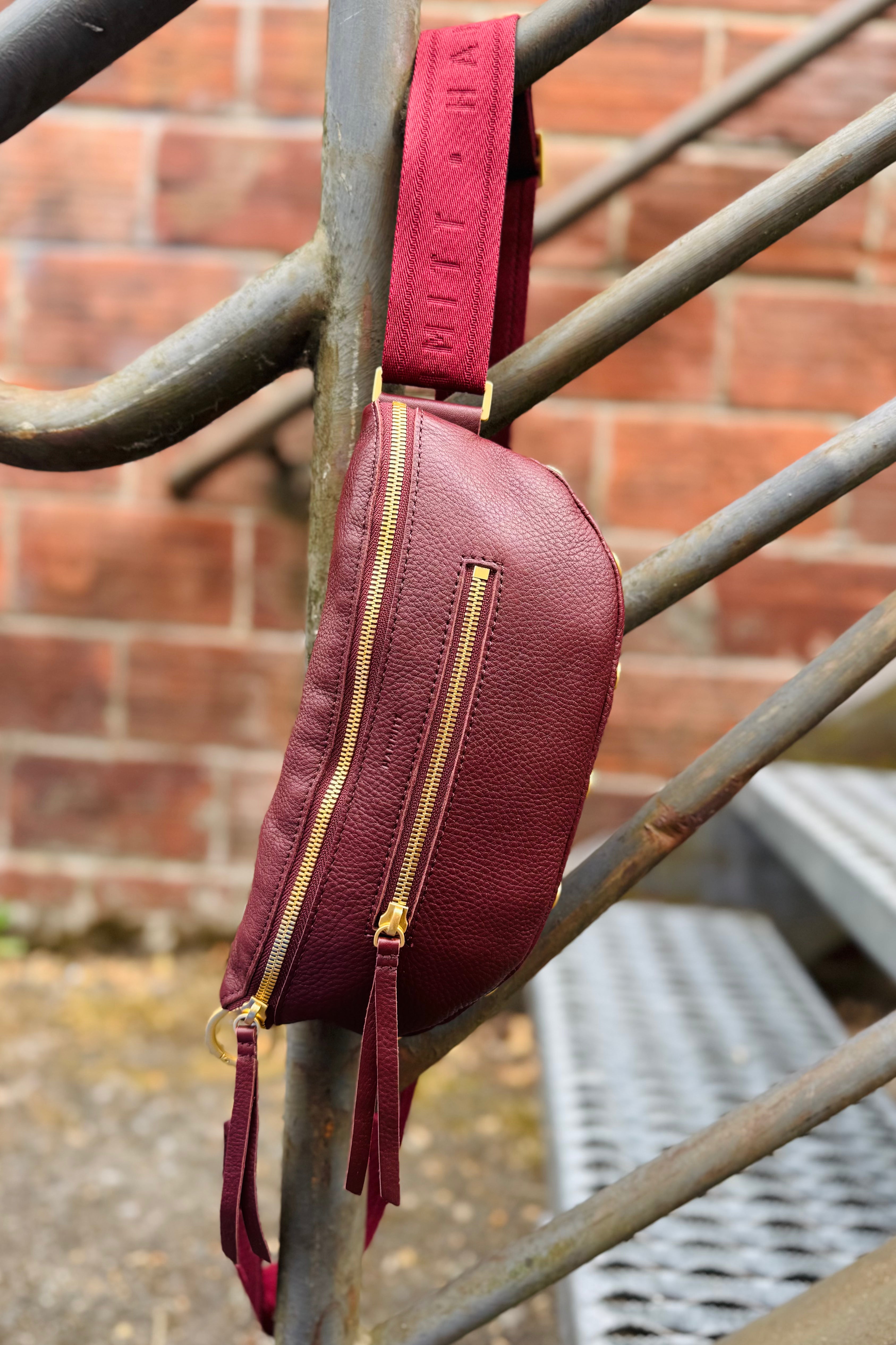 Charles Crossbody Medium