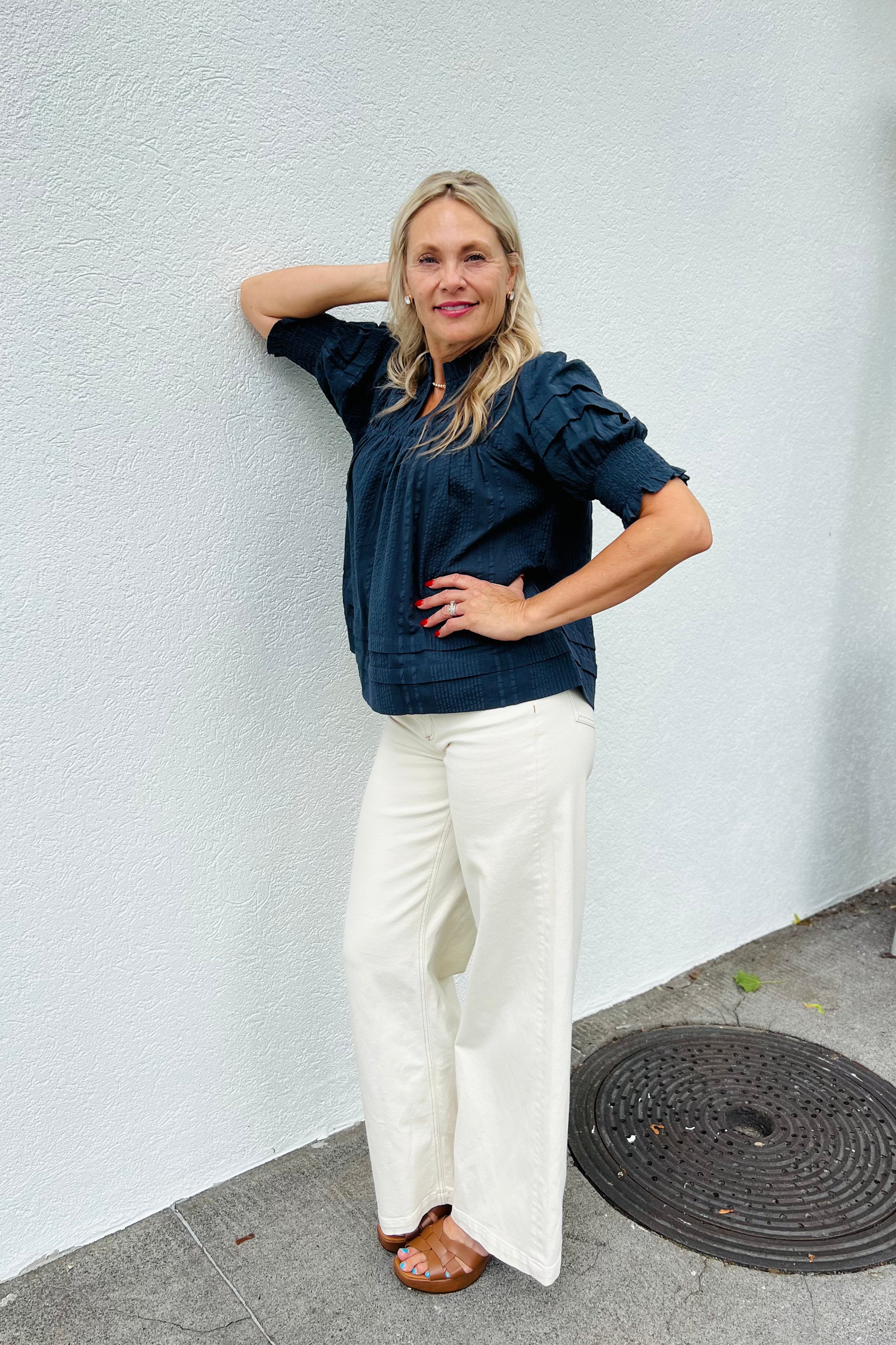 S/S Crinkle Detail Top