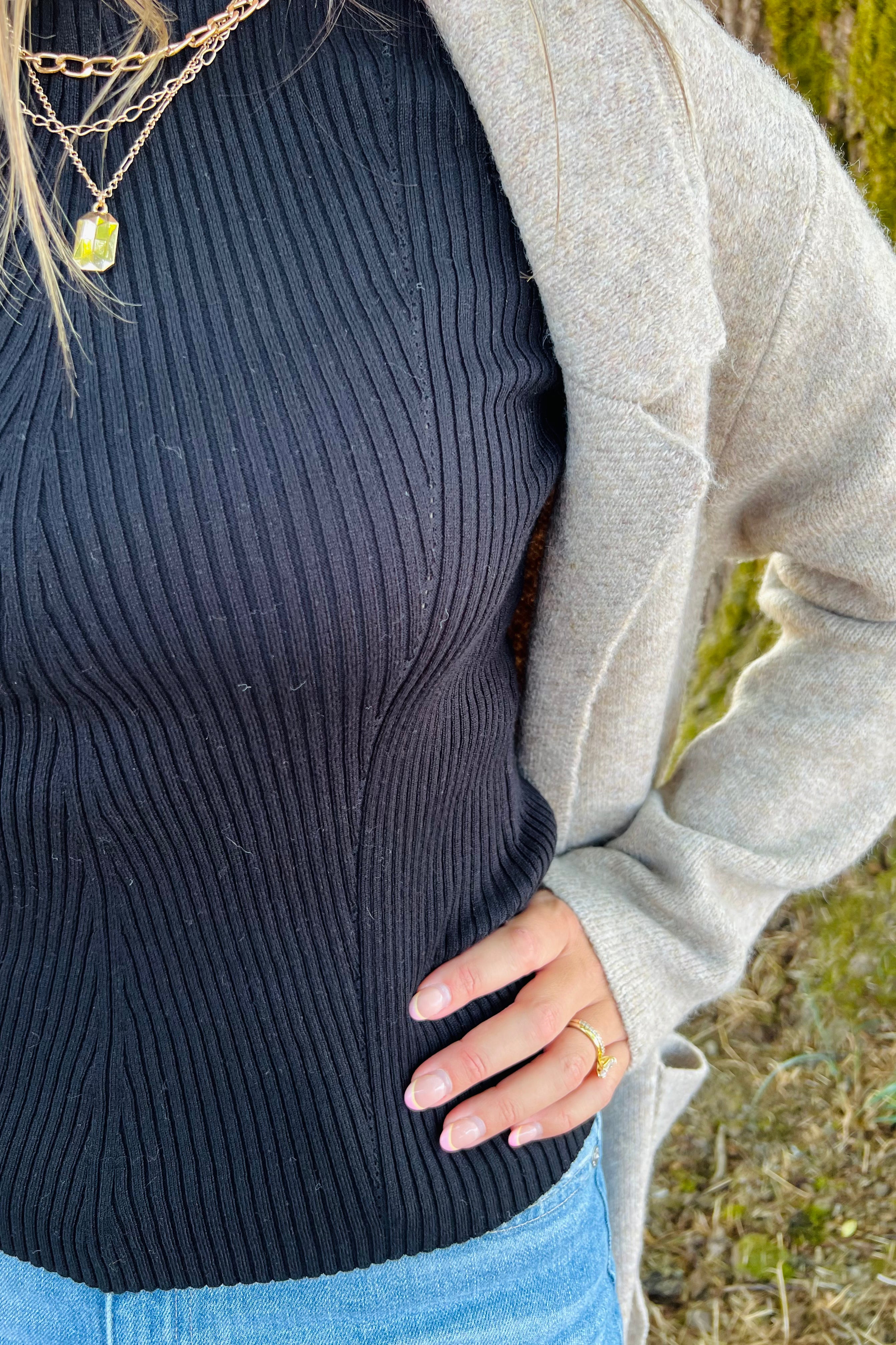 Round Neck Ribbed Sweater
