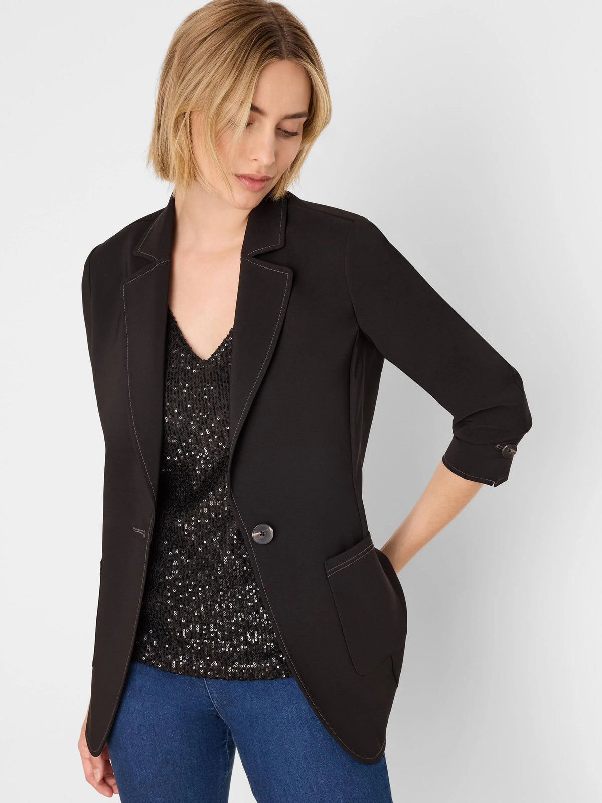 Sleek Stretch Accent Stitch Blazer in Black Onyx detail