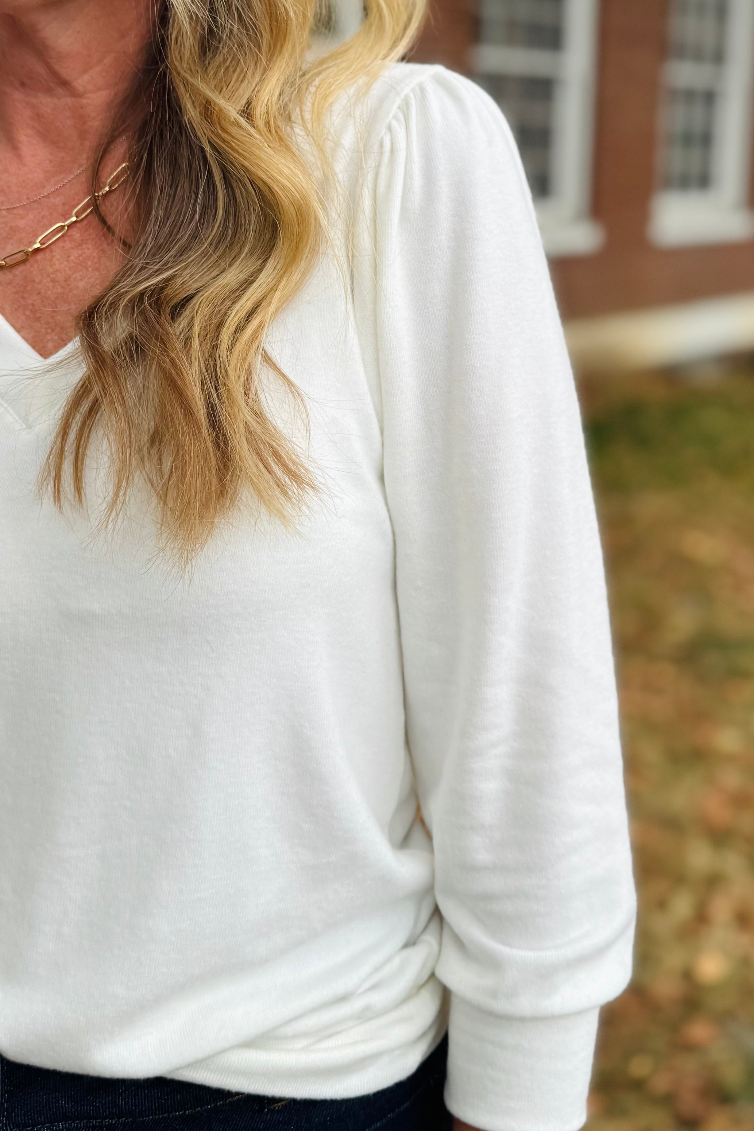 Gabriella V-Neck - Coconut Milk