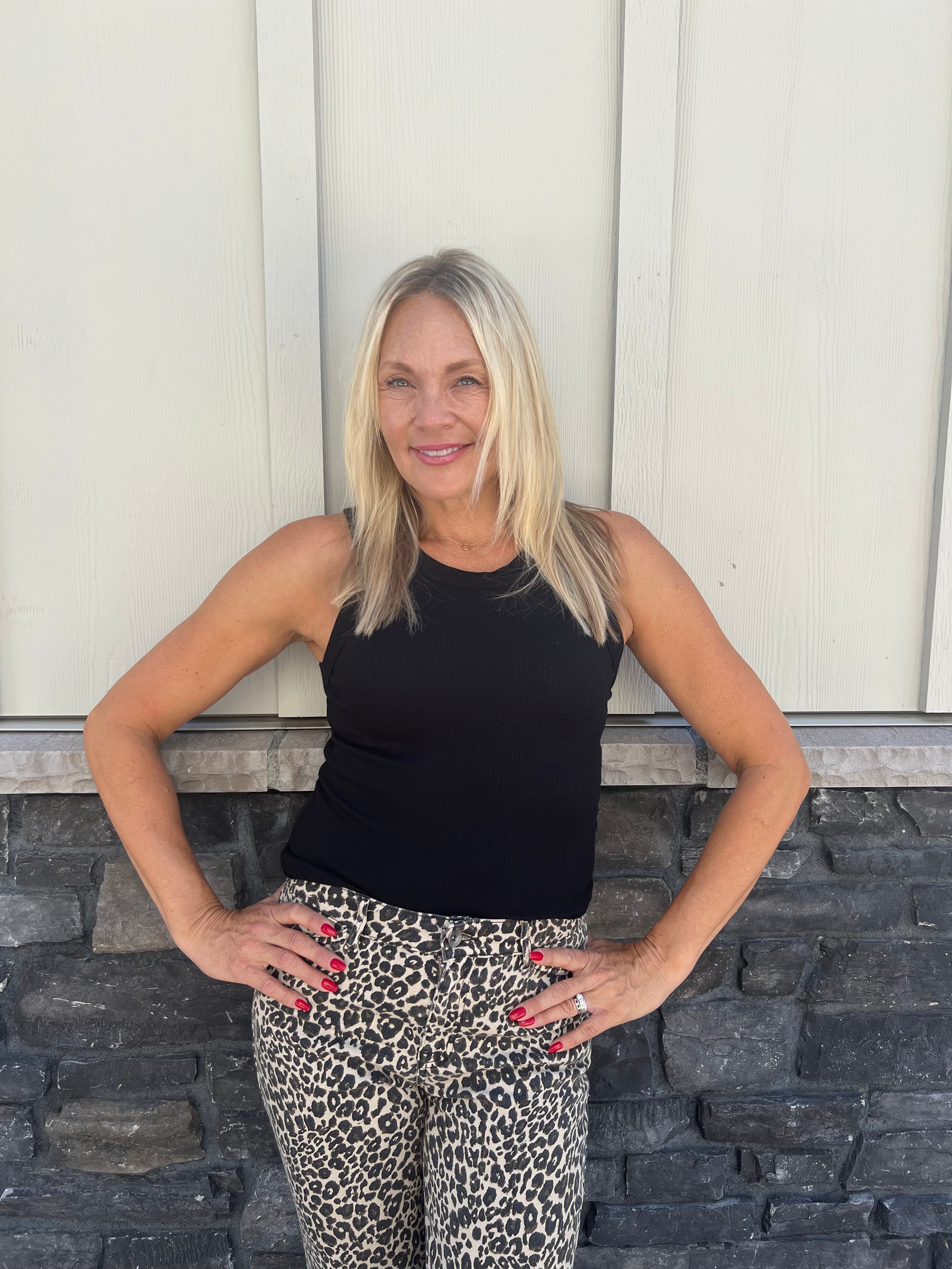 Gina Wide Binding Crop Top-Black