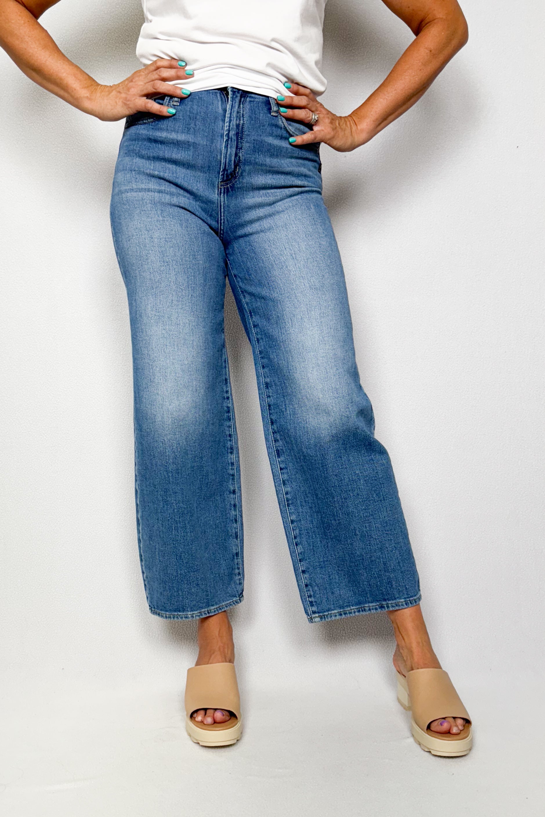 Highly Desirable Wide Leg Jean